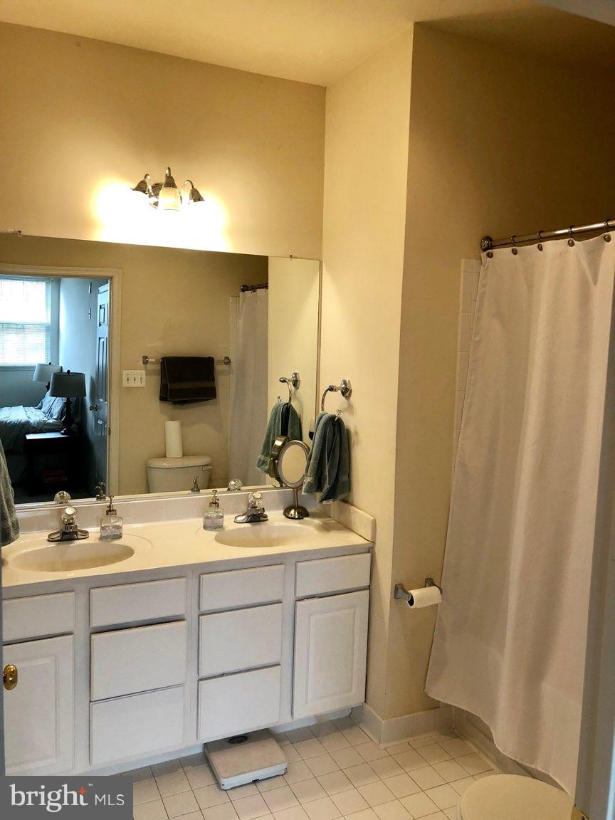 PINEY ORCHARD - Residential Lease