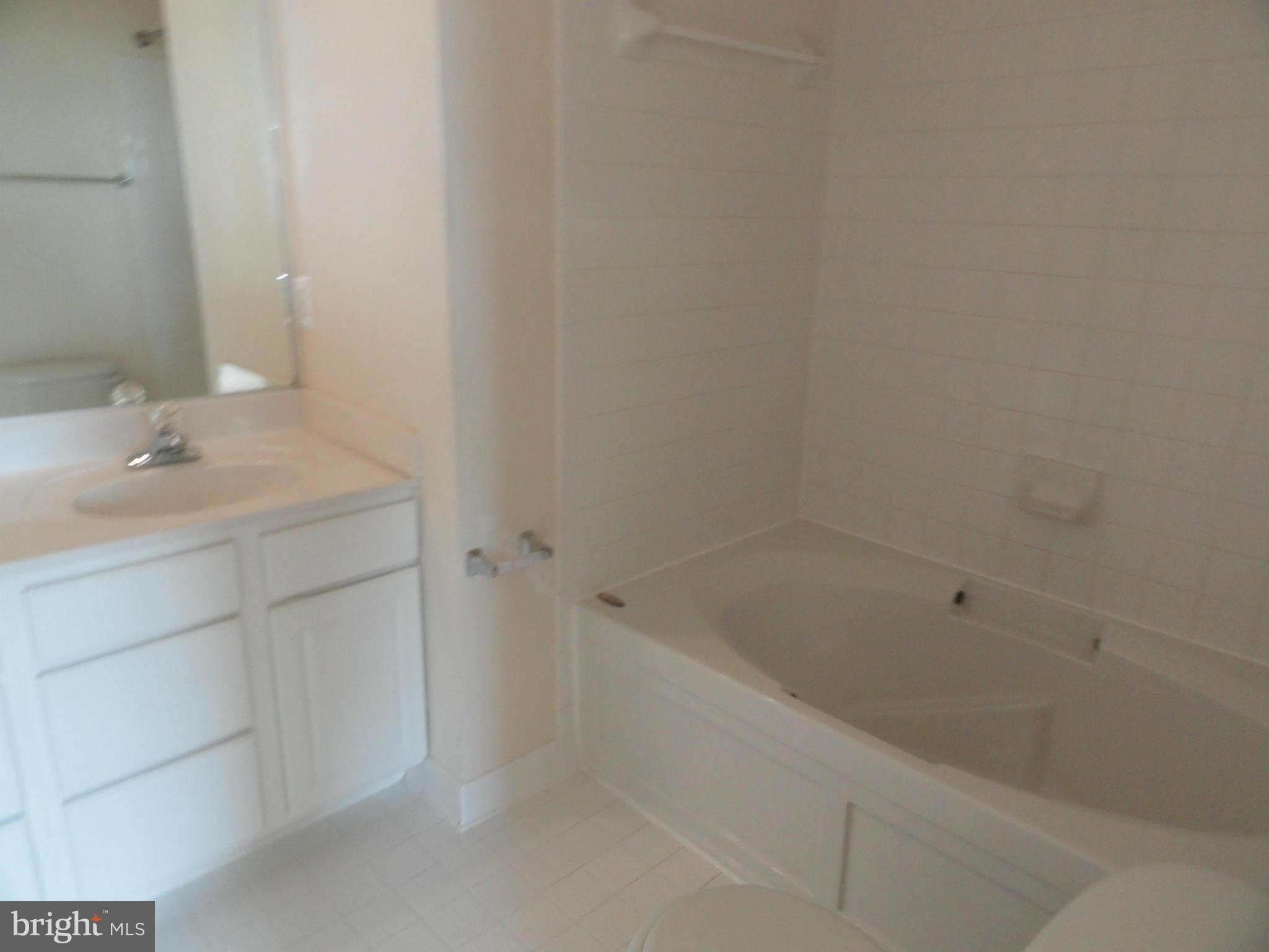 PINEY ORCHARD - Residential Lease