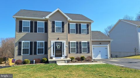 86 HOMESTEAD DRIVE HANOVER PA 17331