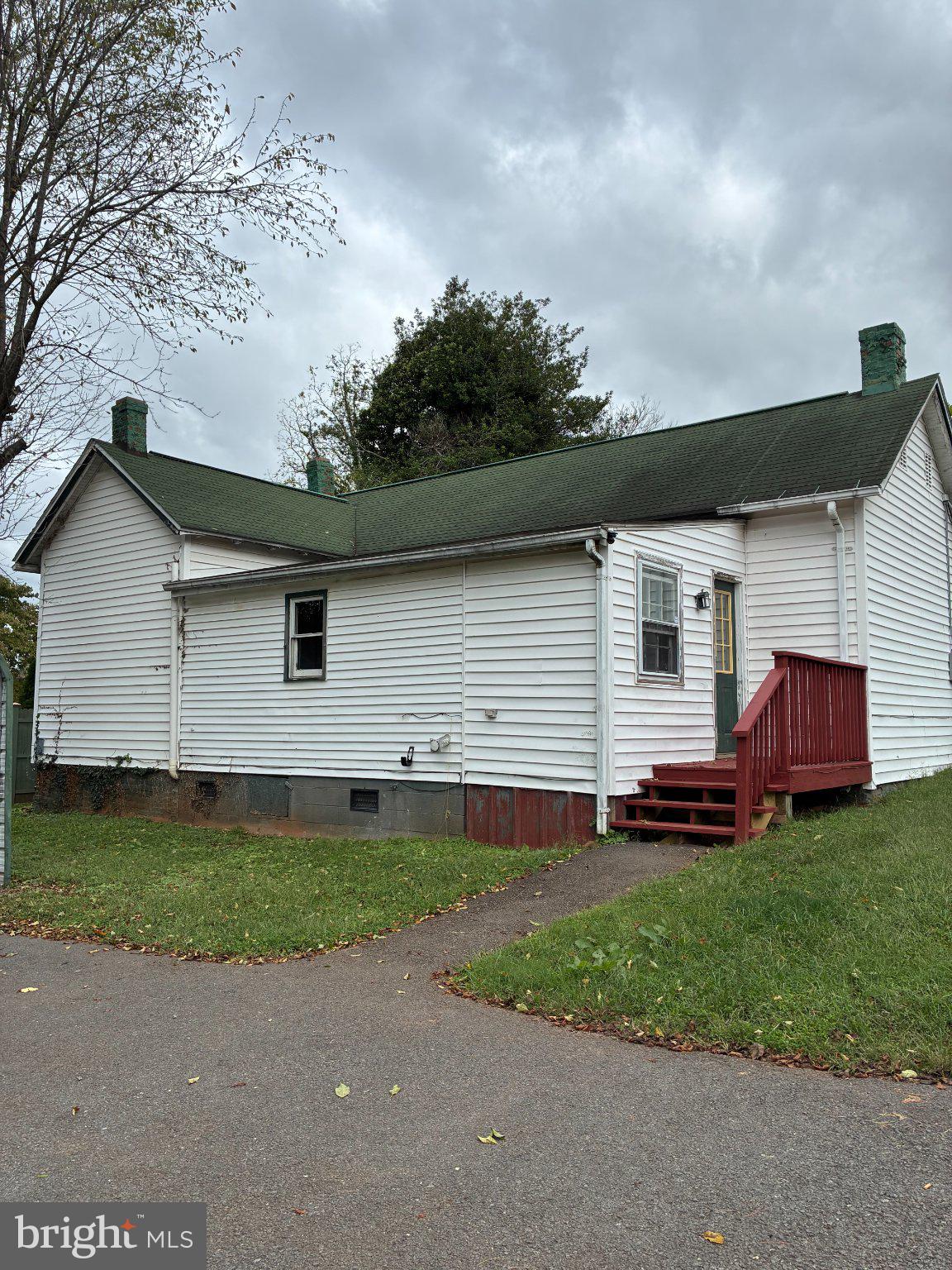 710 S WEST STREET