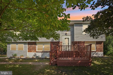 406 CHEROKEE DRIVE BROWNS MILLS NJ 08015