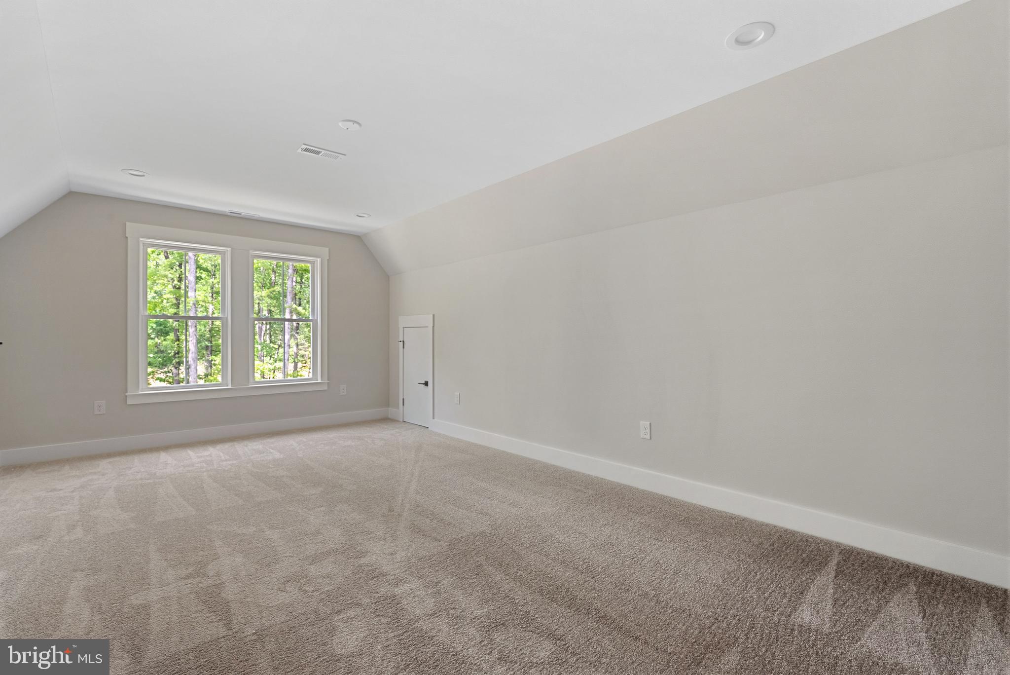 NOAHS LANDING - Residential