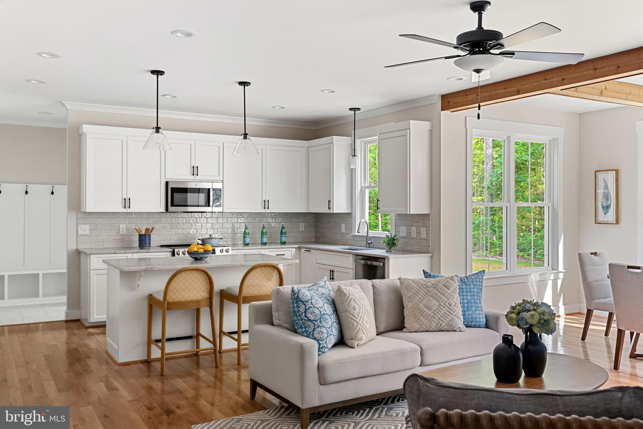 NOAHS LANDING - Residential