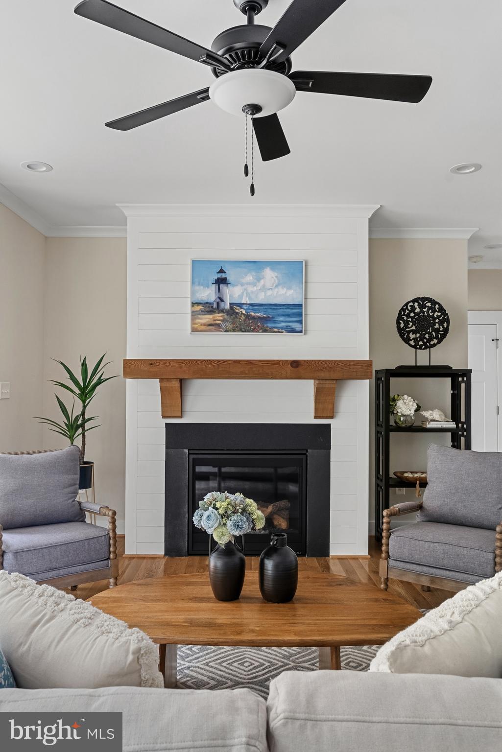 NOAHS LANDING - Residential
