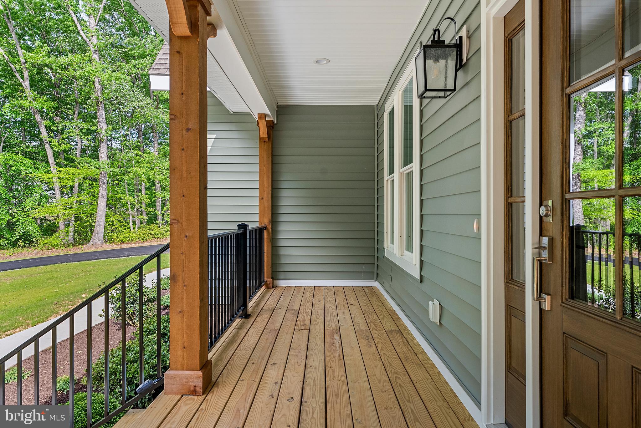 NOAHS LANDING - Residential