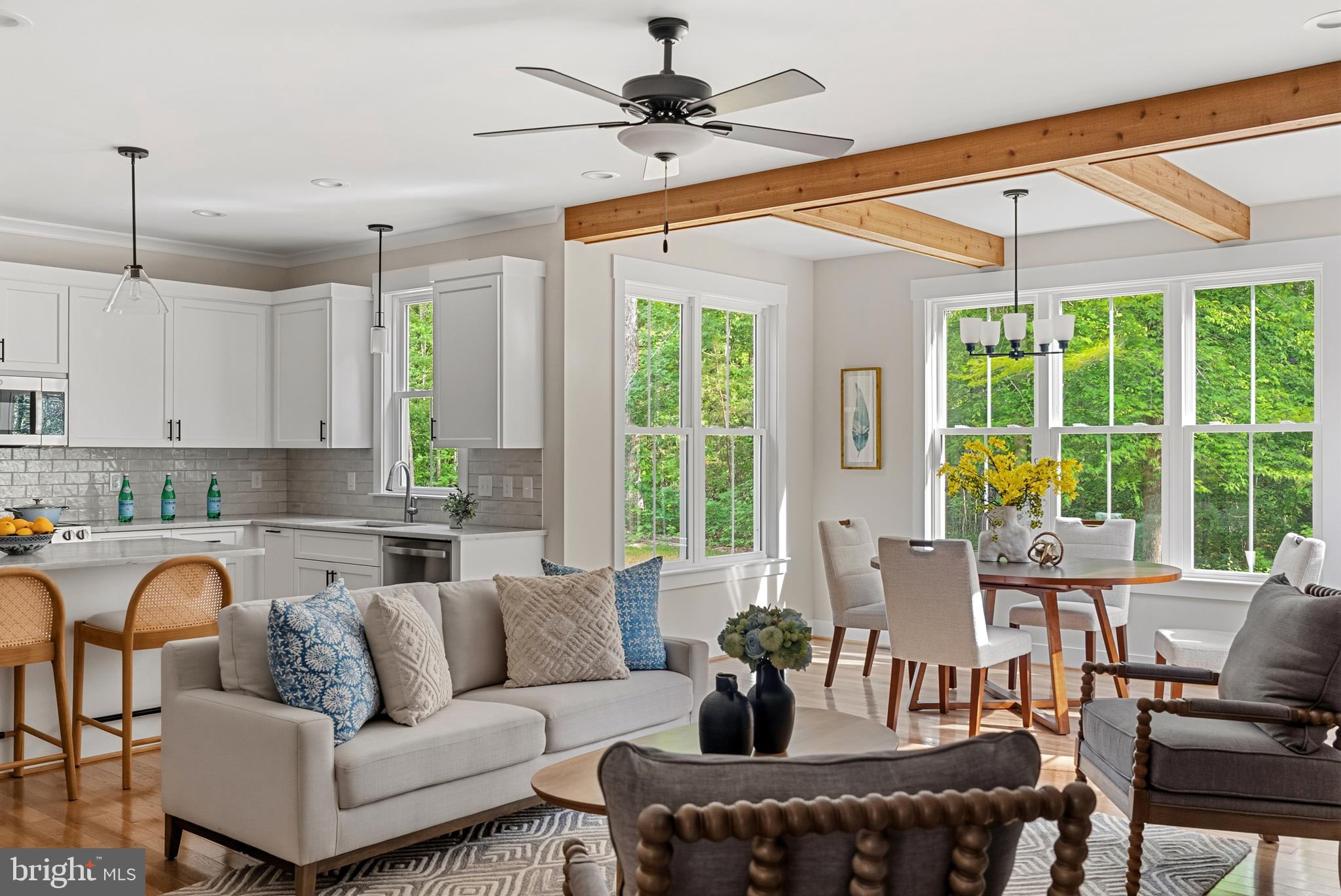 NOAHS LANDING - Residential