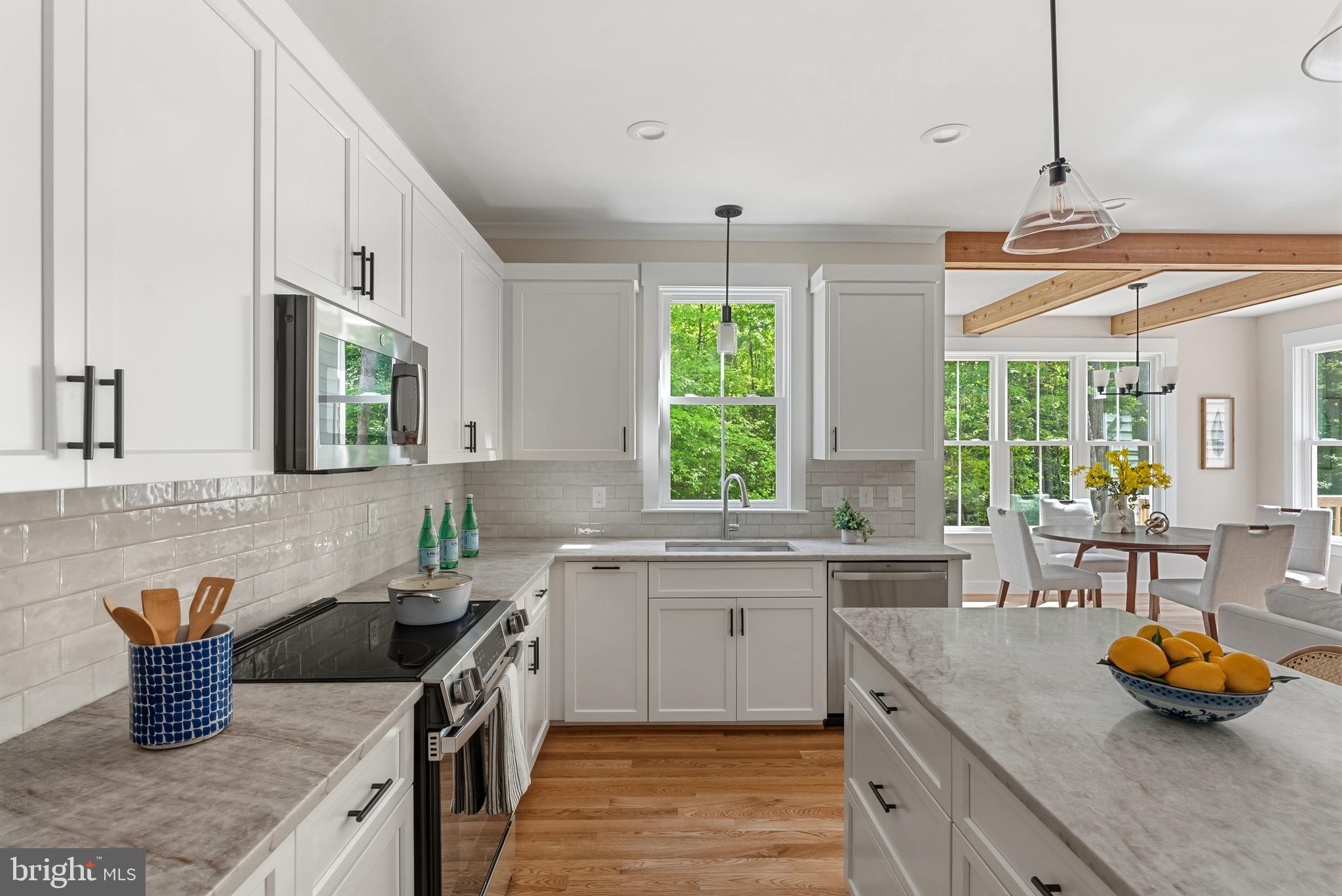 NOAHS LANDING - Residential