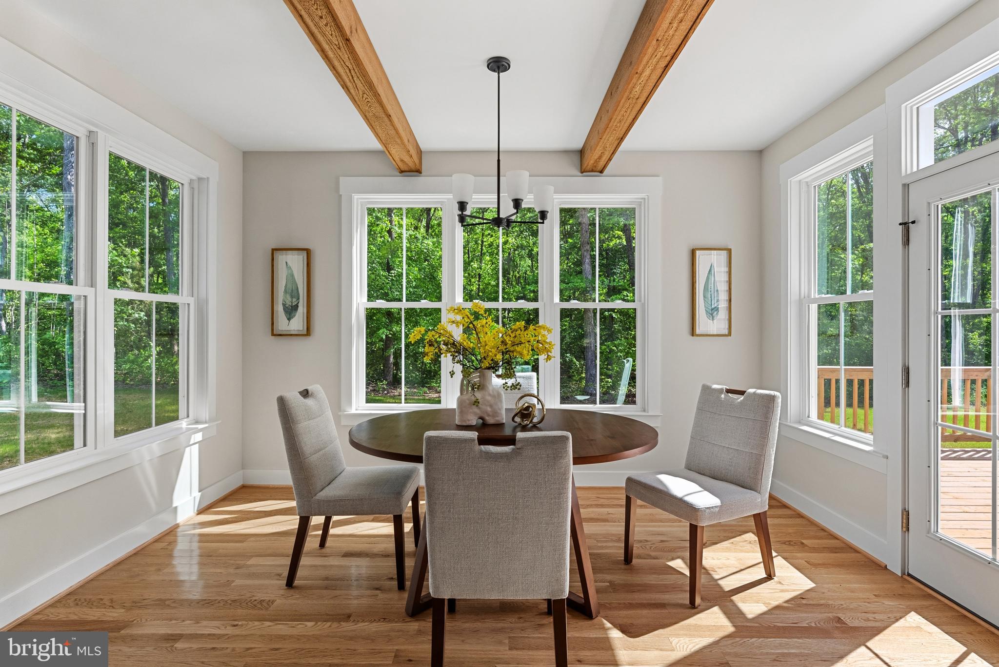 NOAHS LANDING - Residential