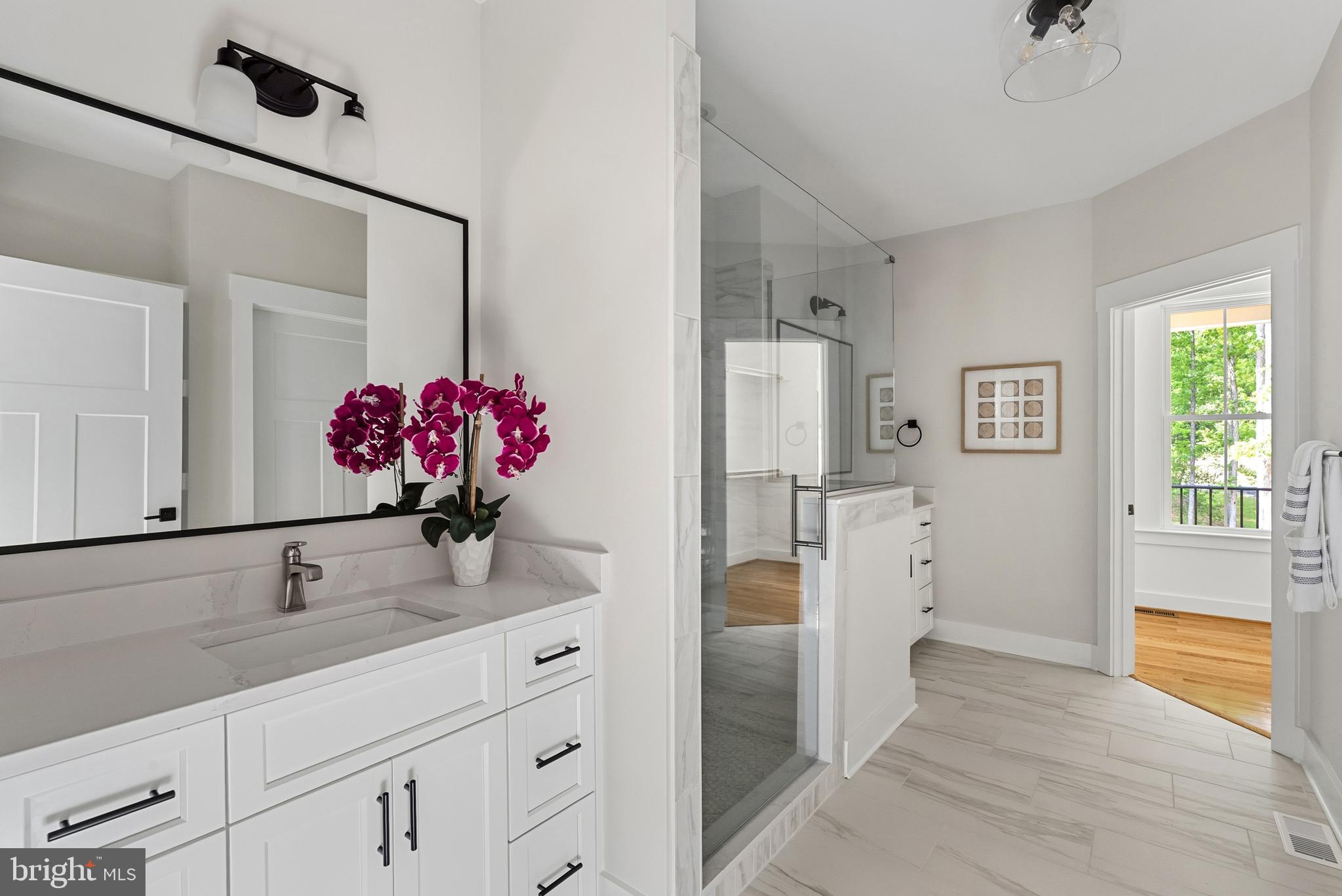 NOAHS LANDING - Residential