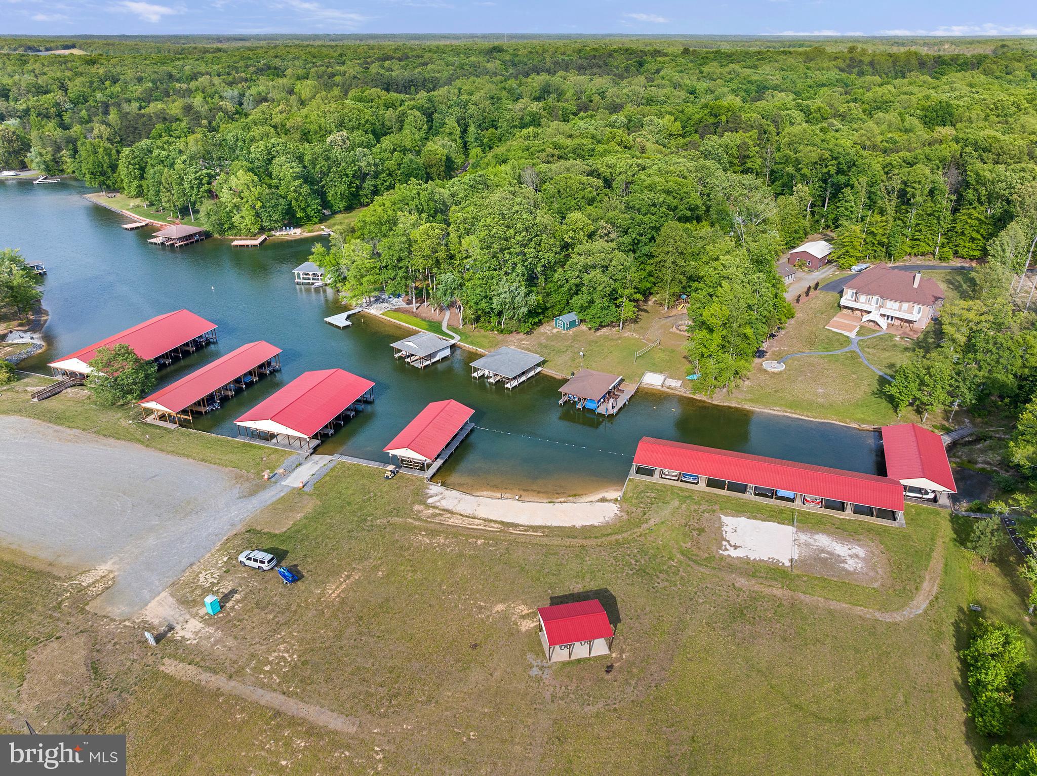 NOAHS LANDING - Residential