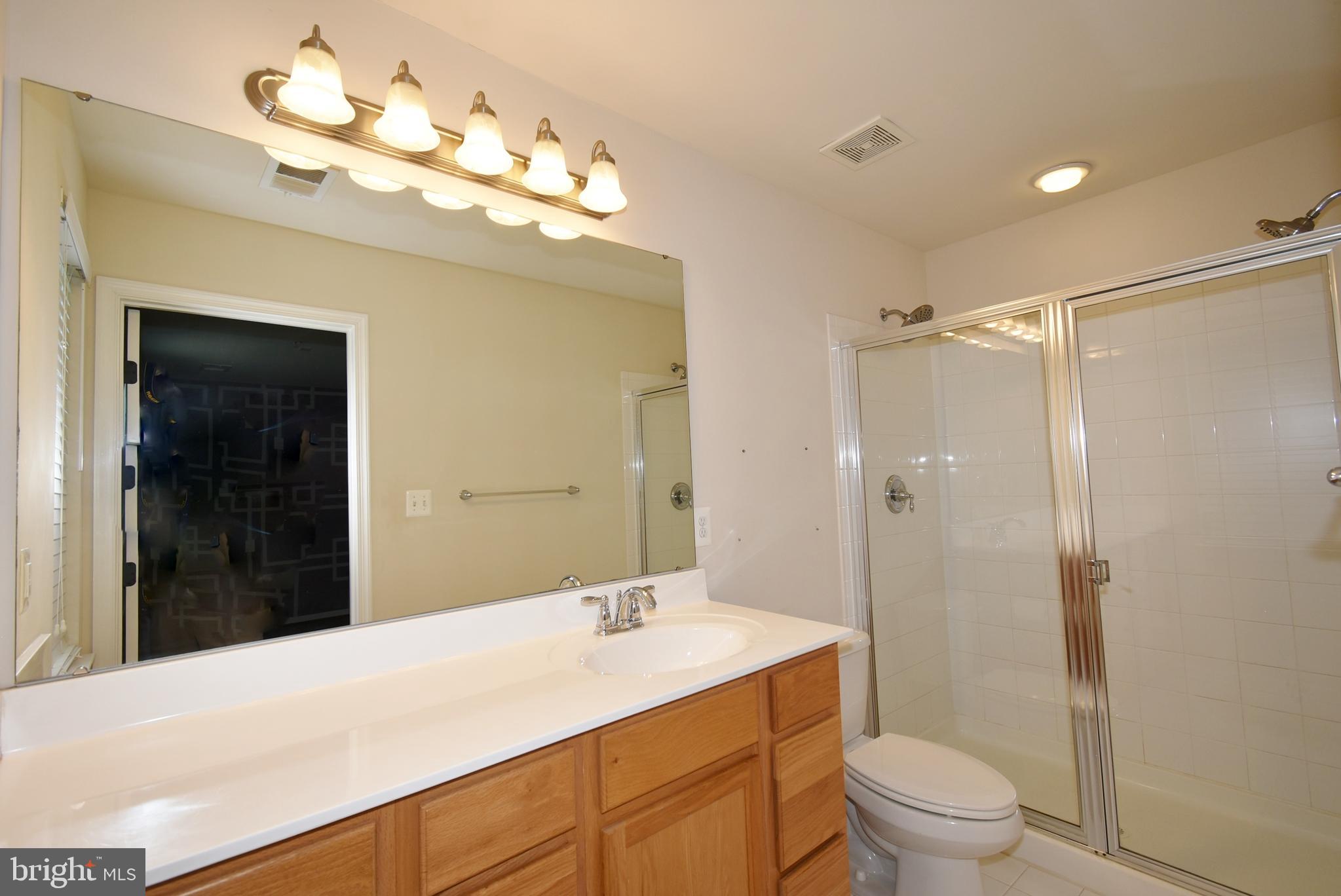 RAINCLIFFE - Residential Lease