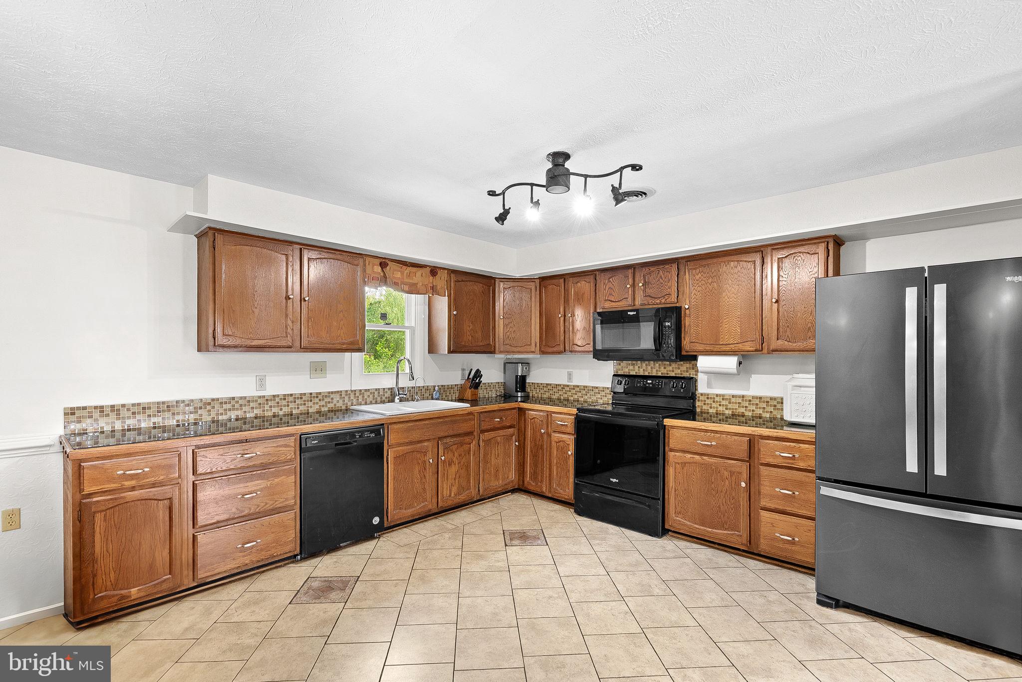 SENSENY HEIGHTS - Residential