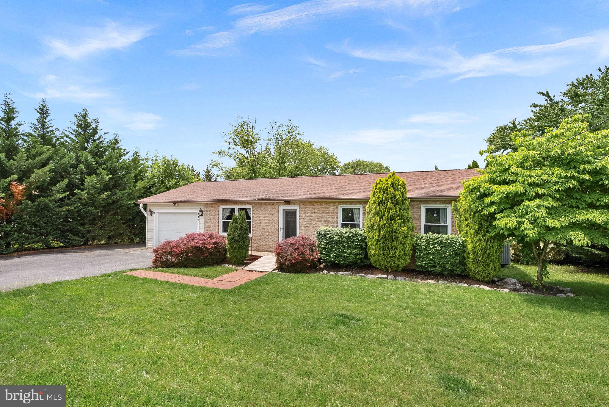 SENSENY HEIGHTS - Residential