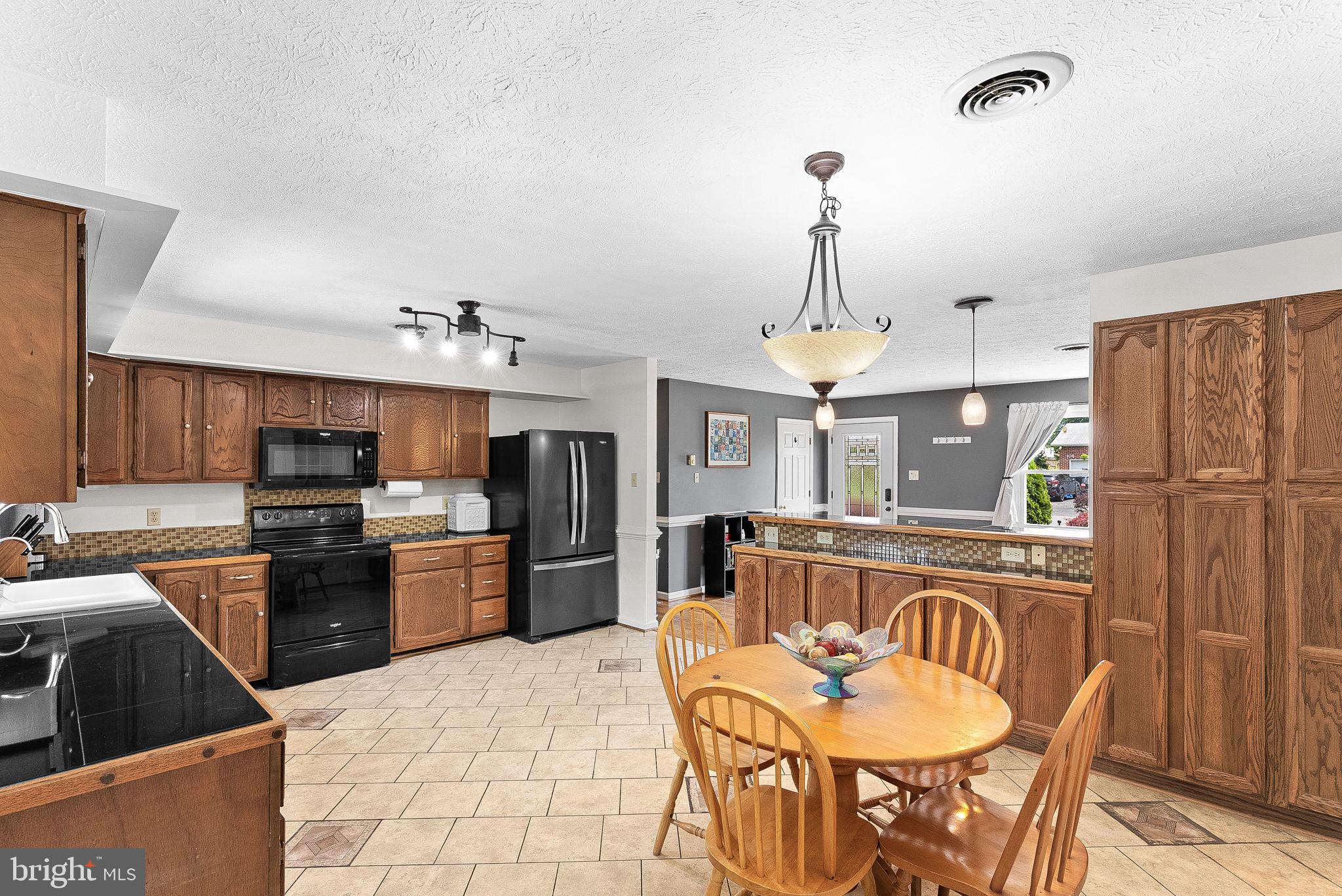 SENSENY HEIGHTS - Residential