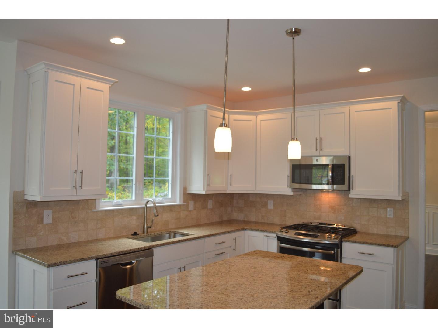 HIDDEN PARADISE - Residential