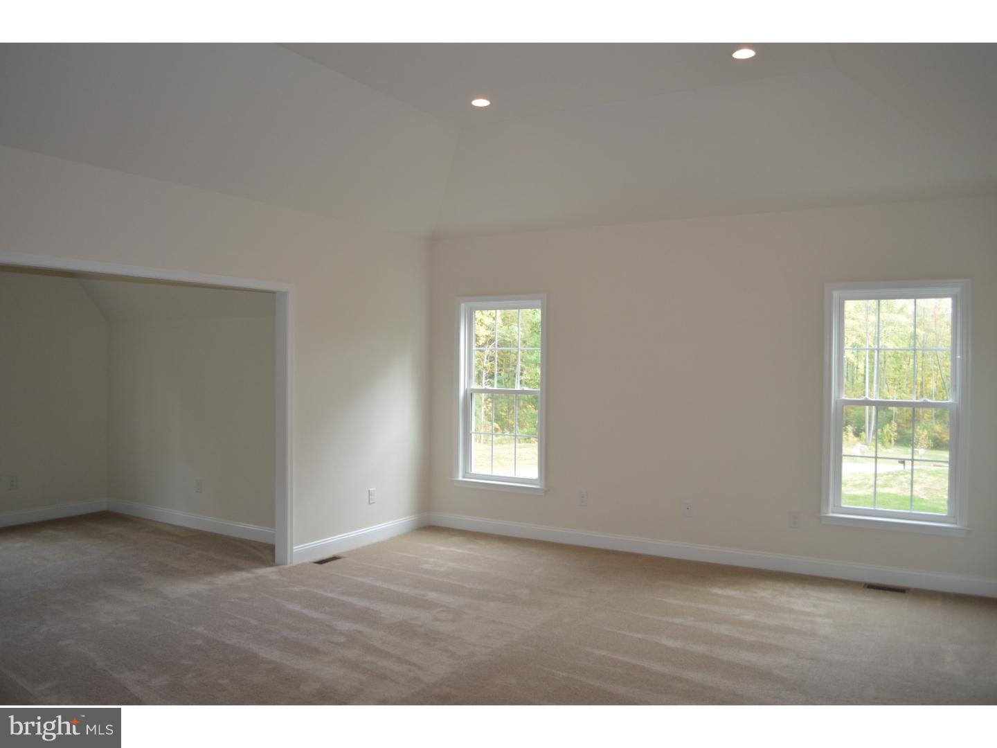 HIDDEN PARADISE - Residential