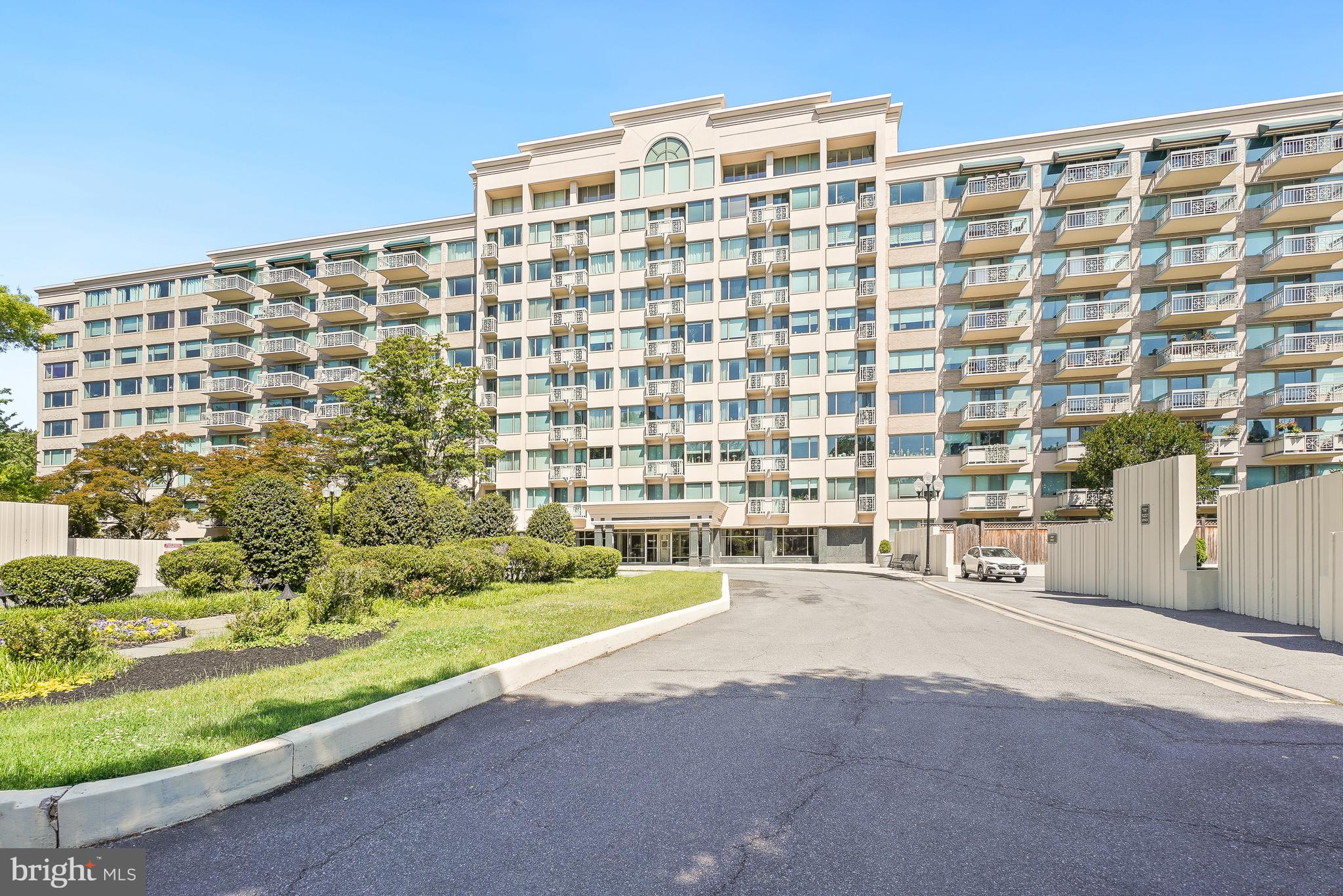 5450 WHITLEY PARK TERRACE 803
