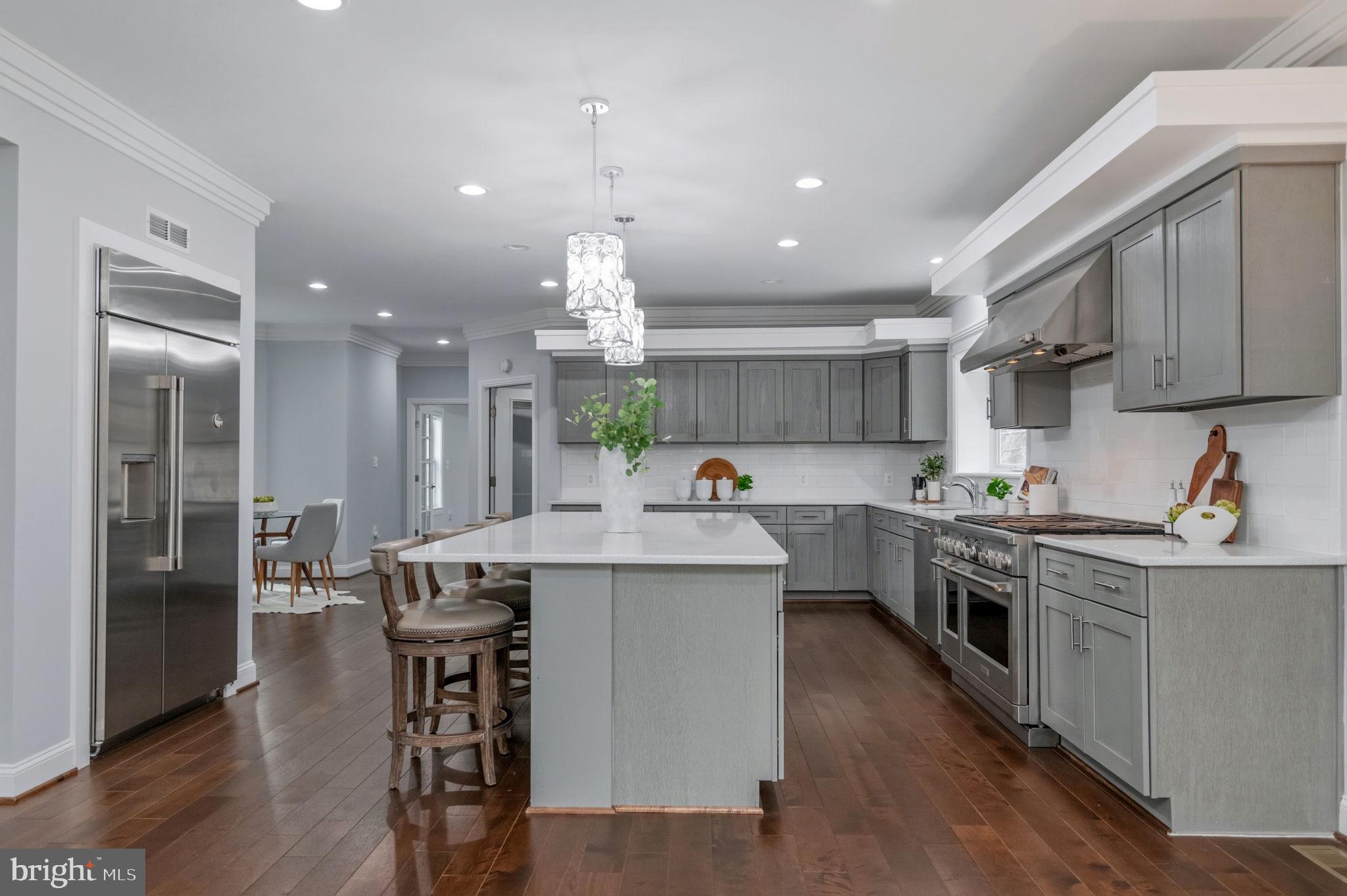 HOLMES RUN ACRES - Residential