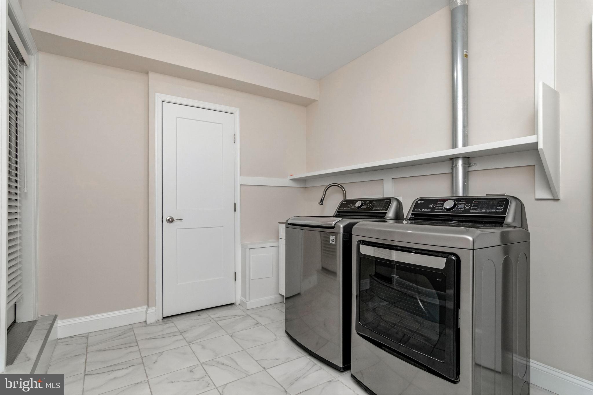 HOLMES RUN ACRES - Residential