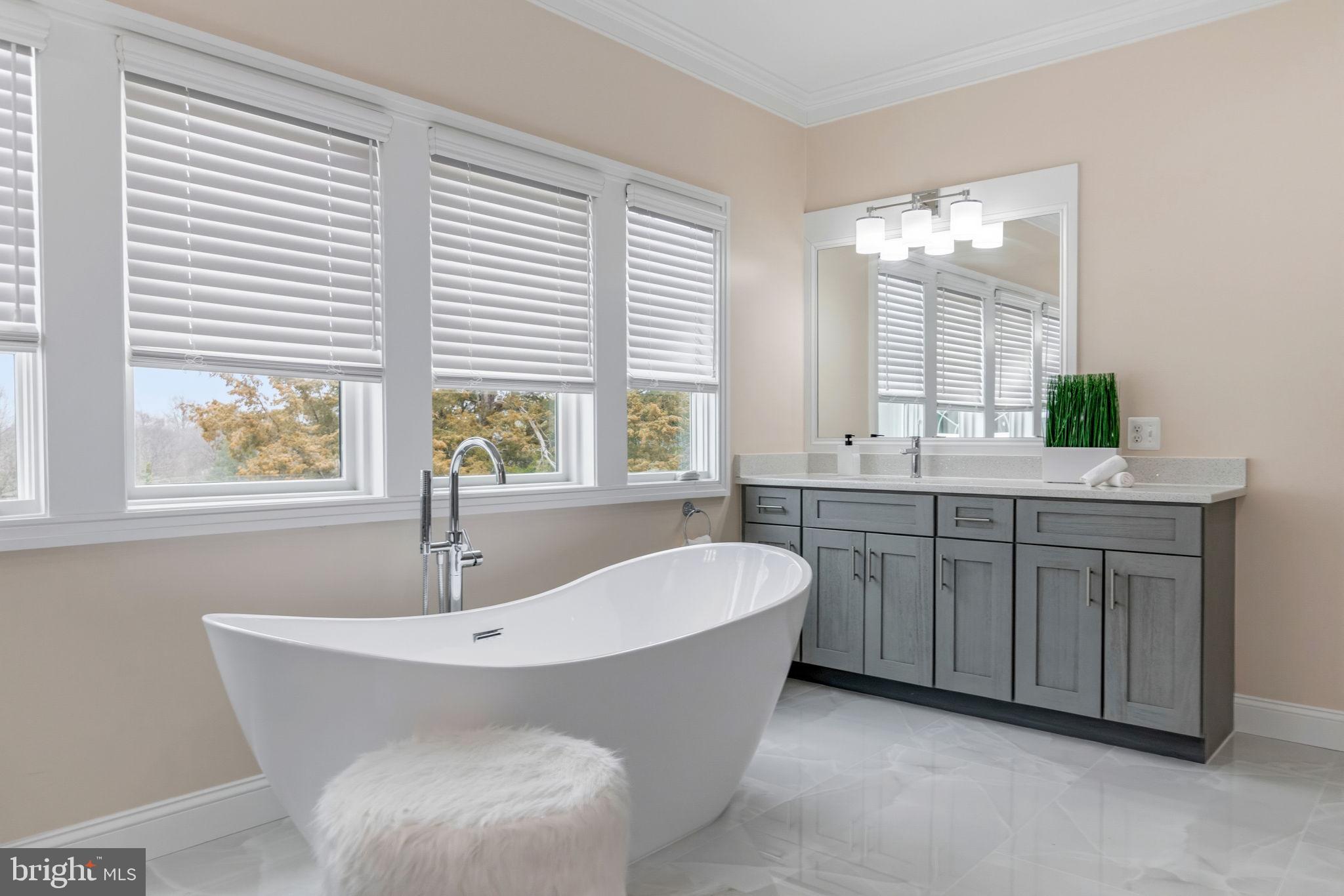 HOLMES RUN ACRES - Residential