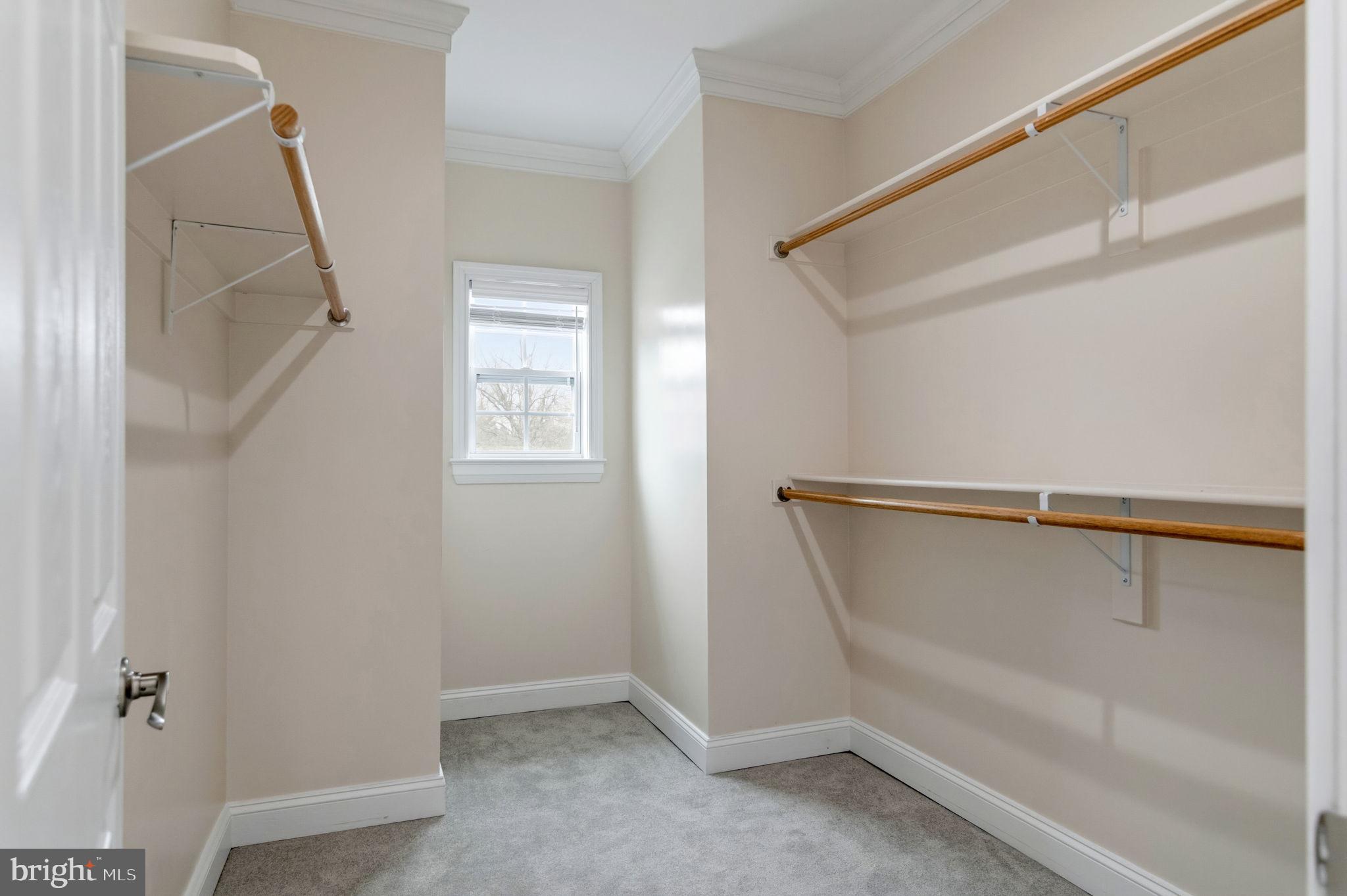 HOLMES RUN ACRES - Residential