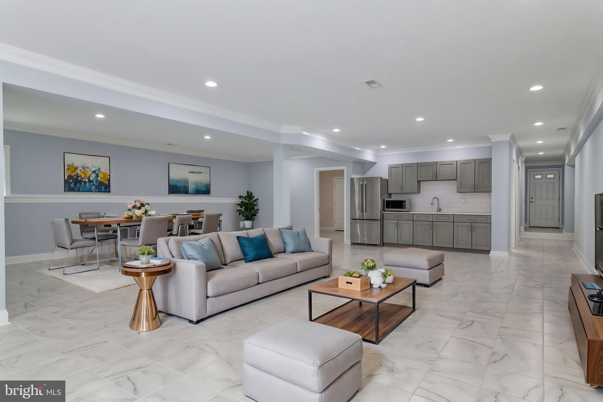 HOLMES RUN ACRES - Residential