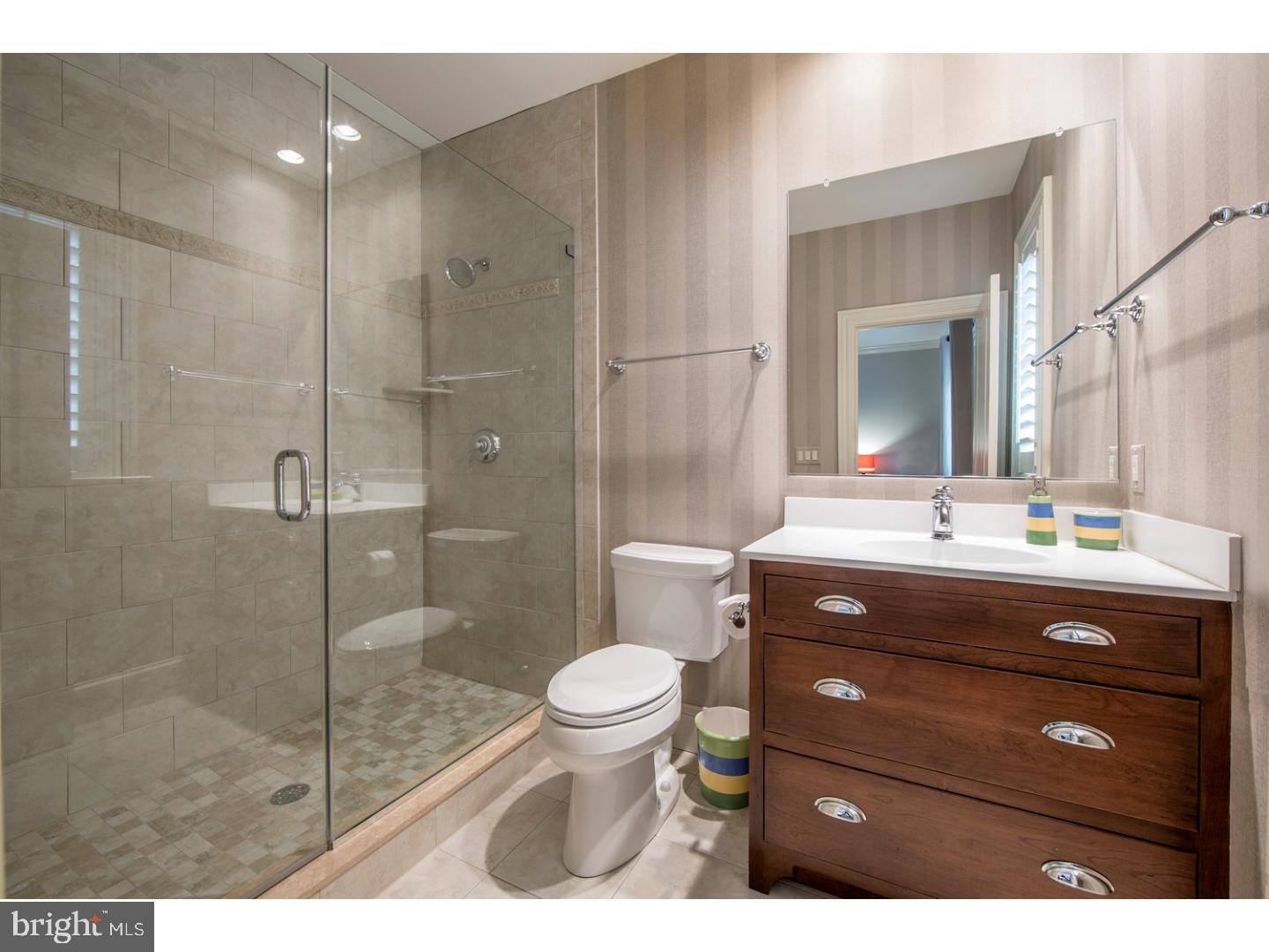 BRYN MAWR - Residential