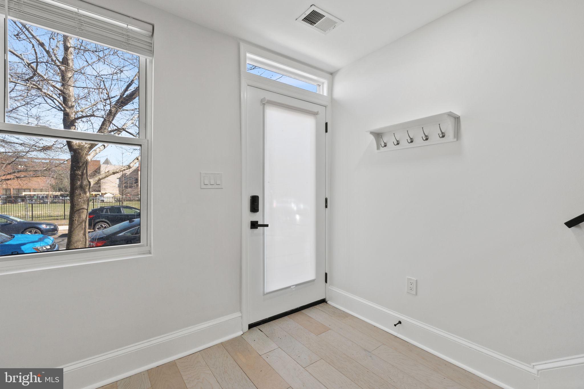 1510 10TH STREET NW 2