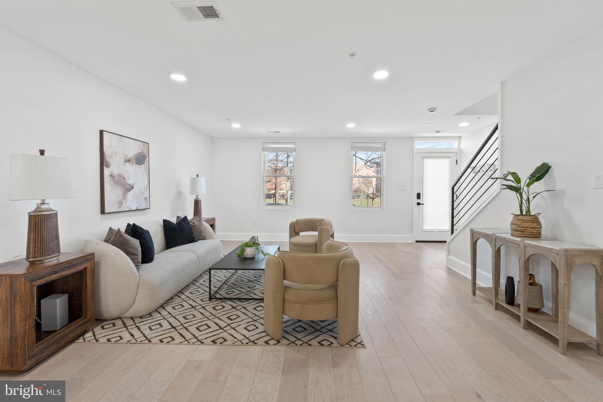 1510 10TH STREET NW 2