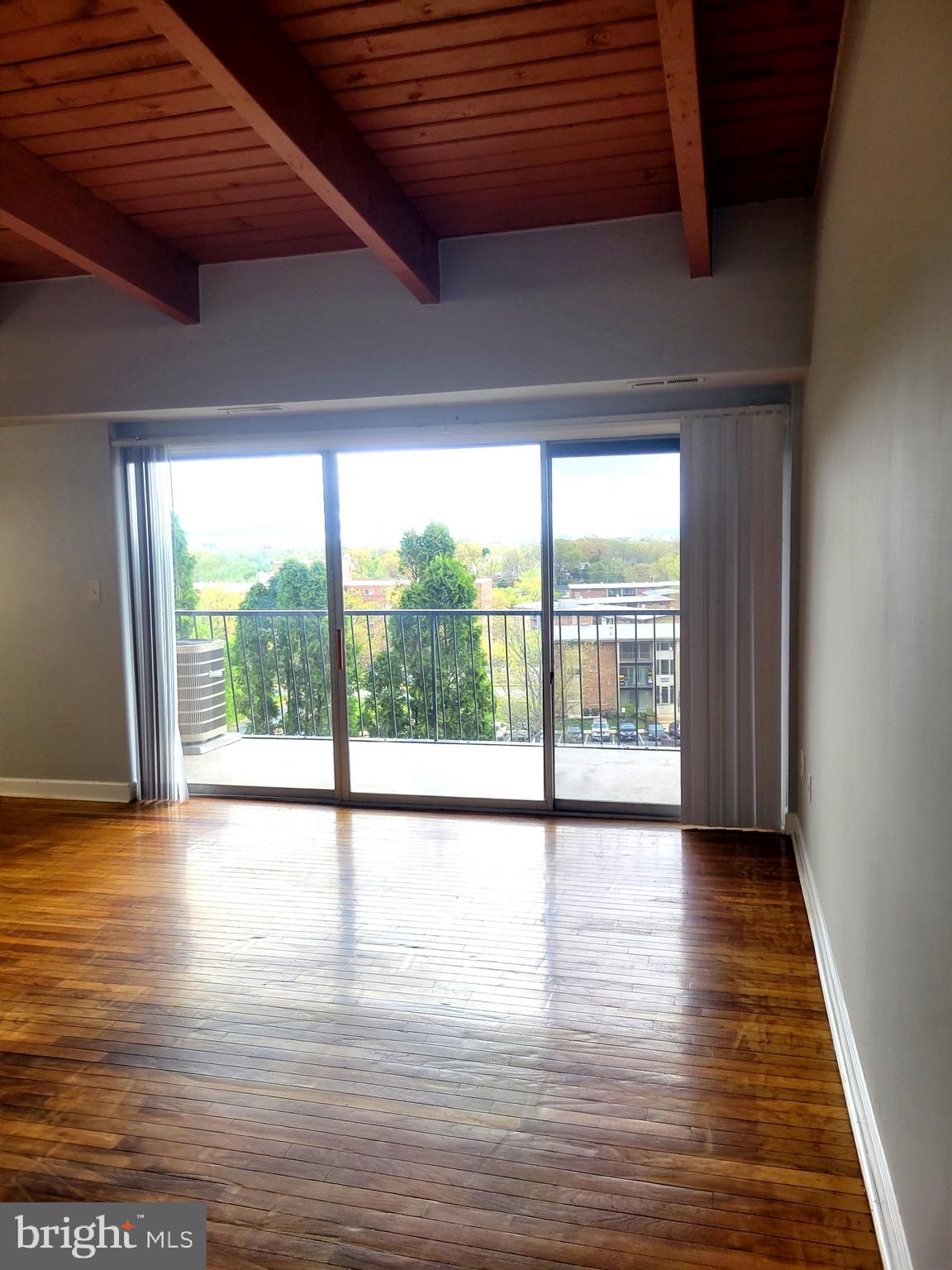 FRENCHMANS CREEK - Residential Lease