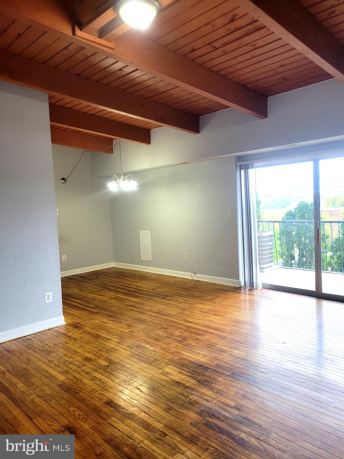 FRENCHMANS CREEK - Residential Lease