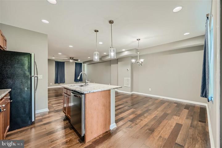 DORCHESTER - Residential