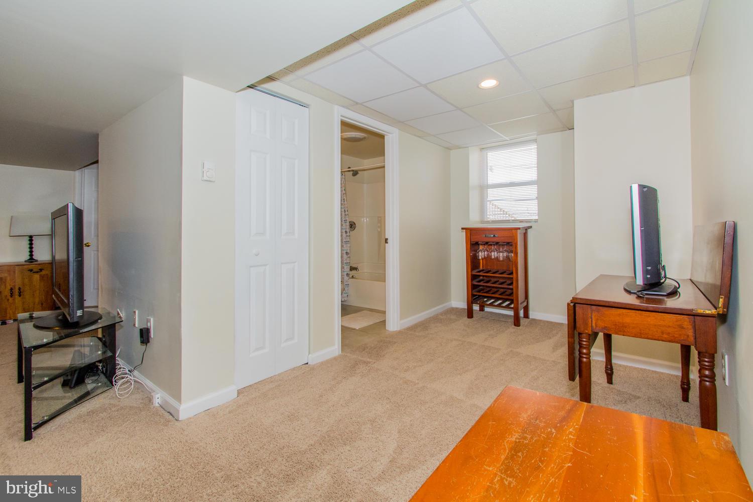 JOSHUA - Residential