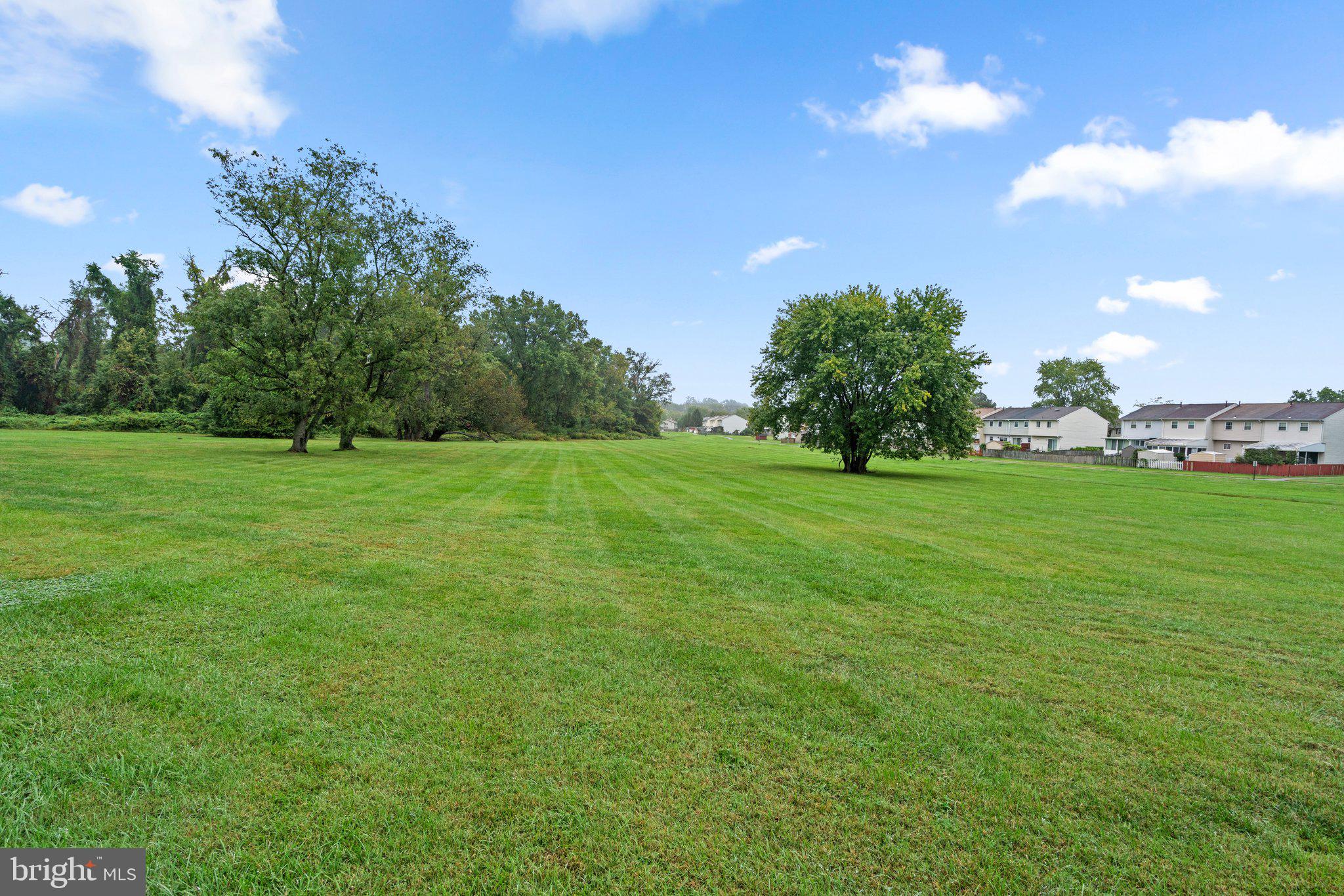 KINGS COURT - Residential