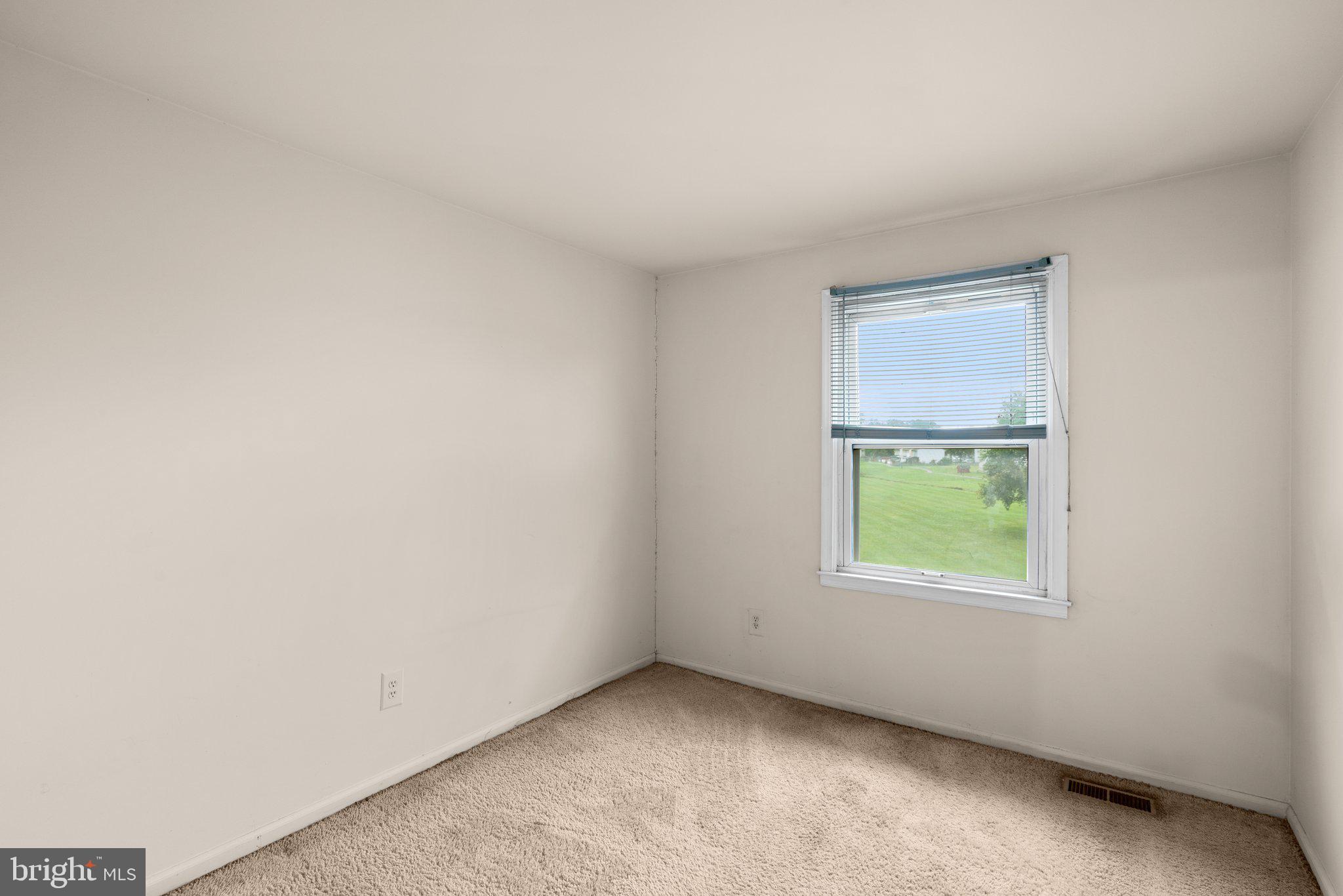 KINGS COURT - Residential