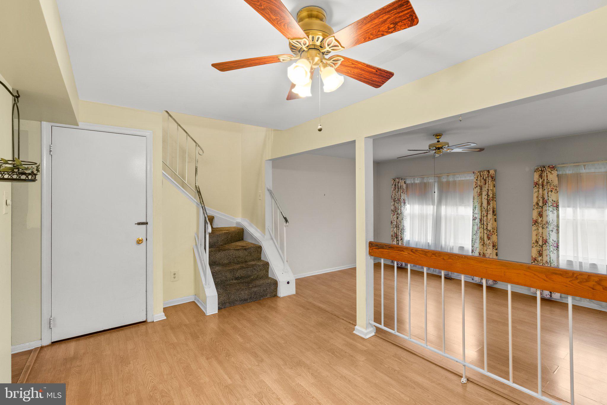 KINGS COURT - Residential