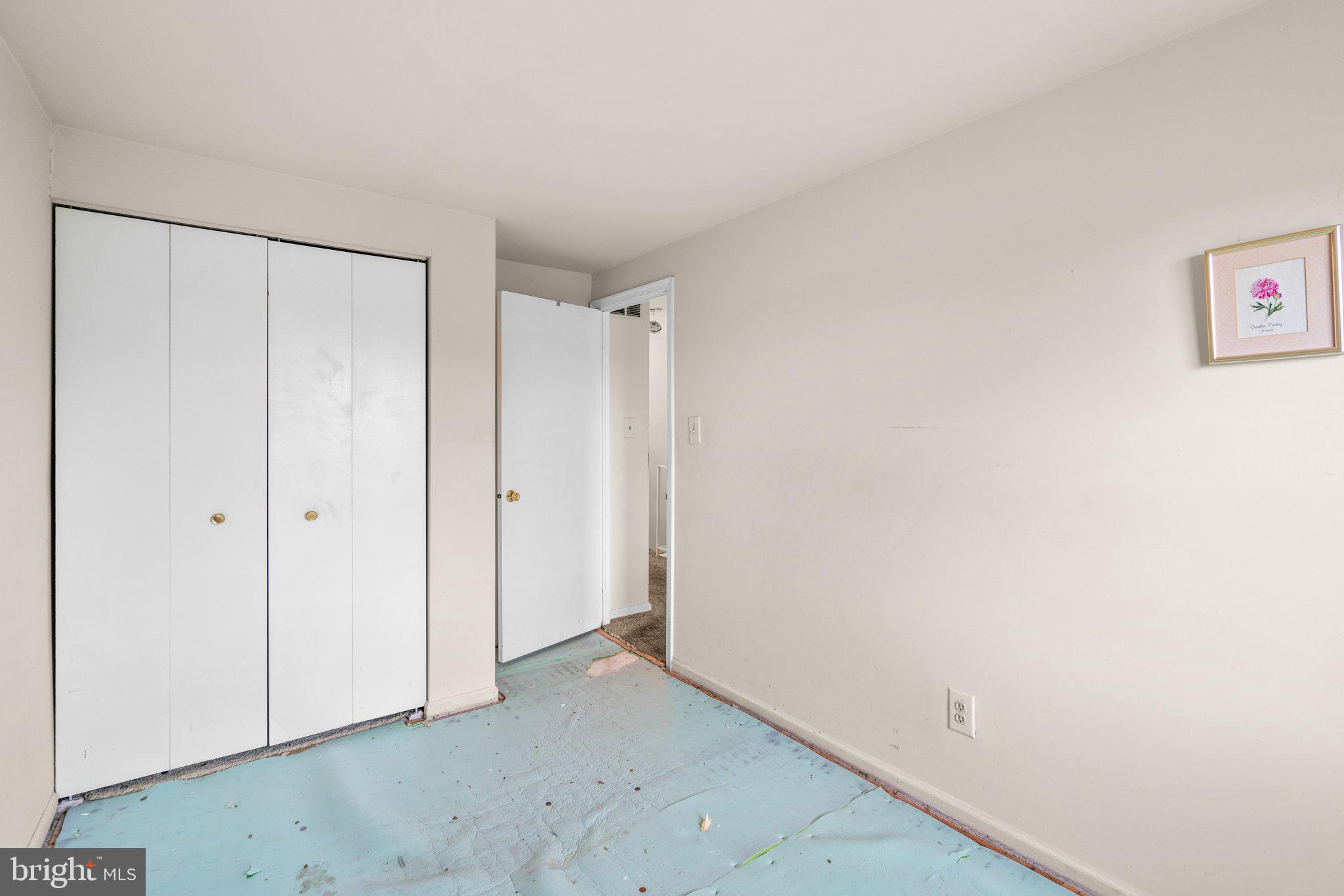 KINGS COURT - Residential