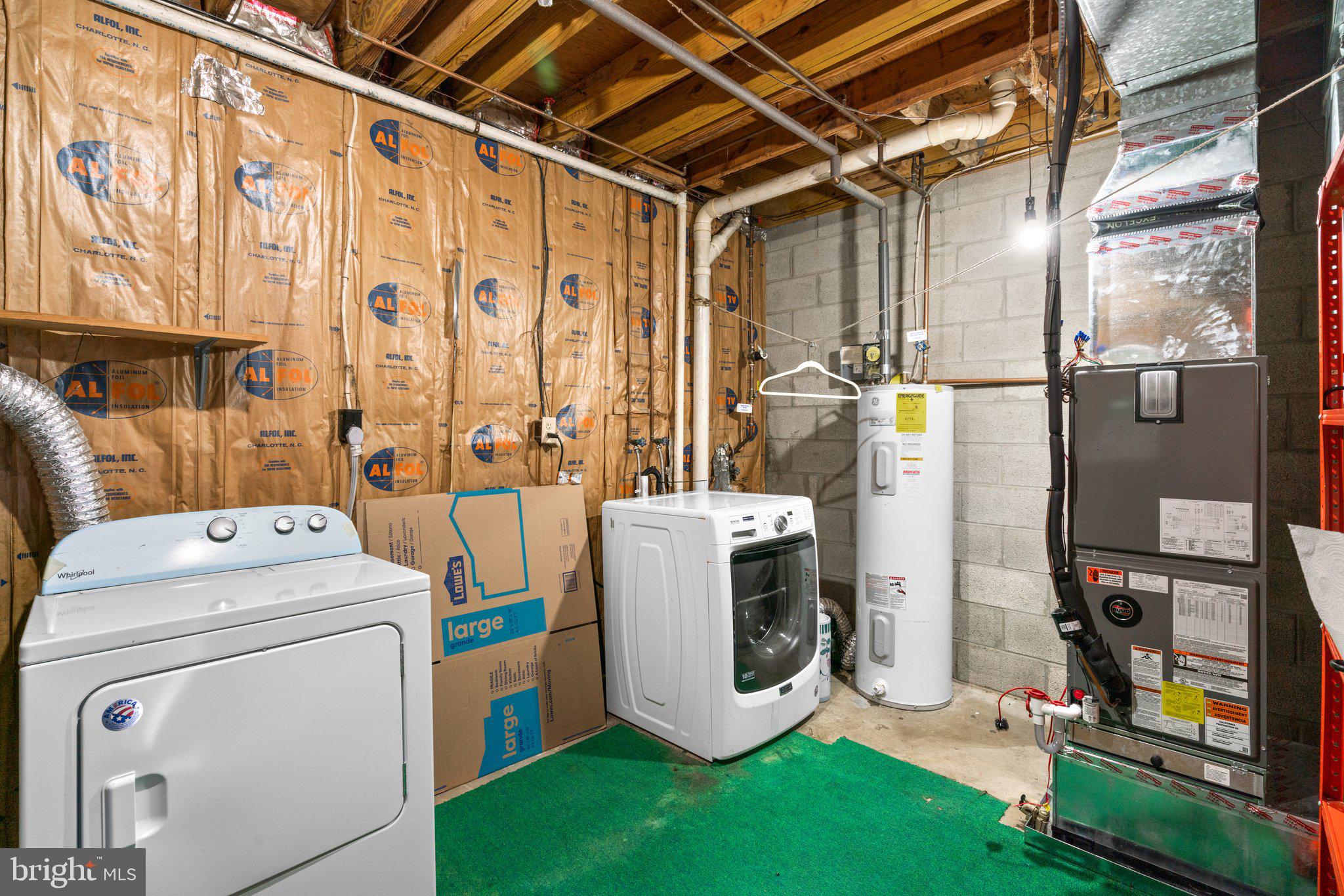 KINGS COURT - Residential