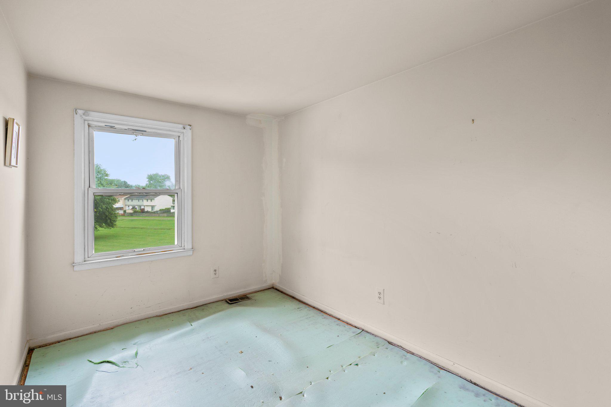 KINGS COURT - Residential