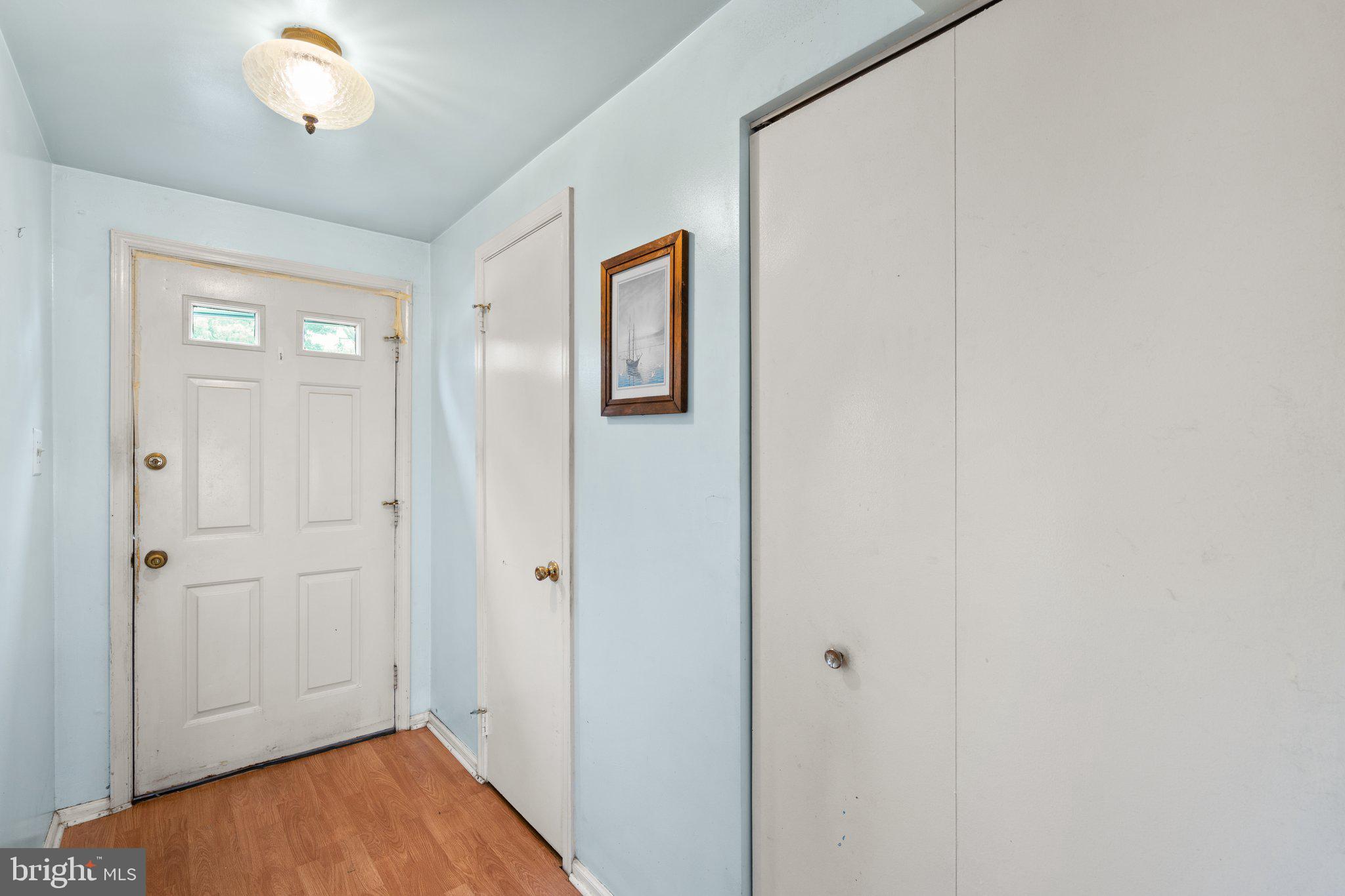 KINGS COURT - Residential