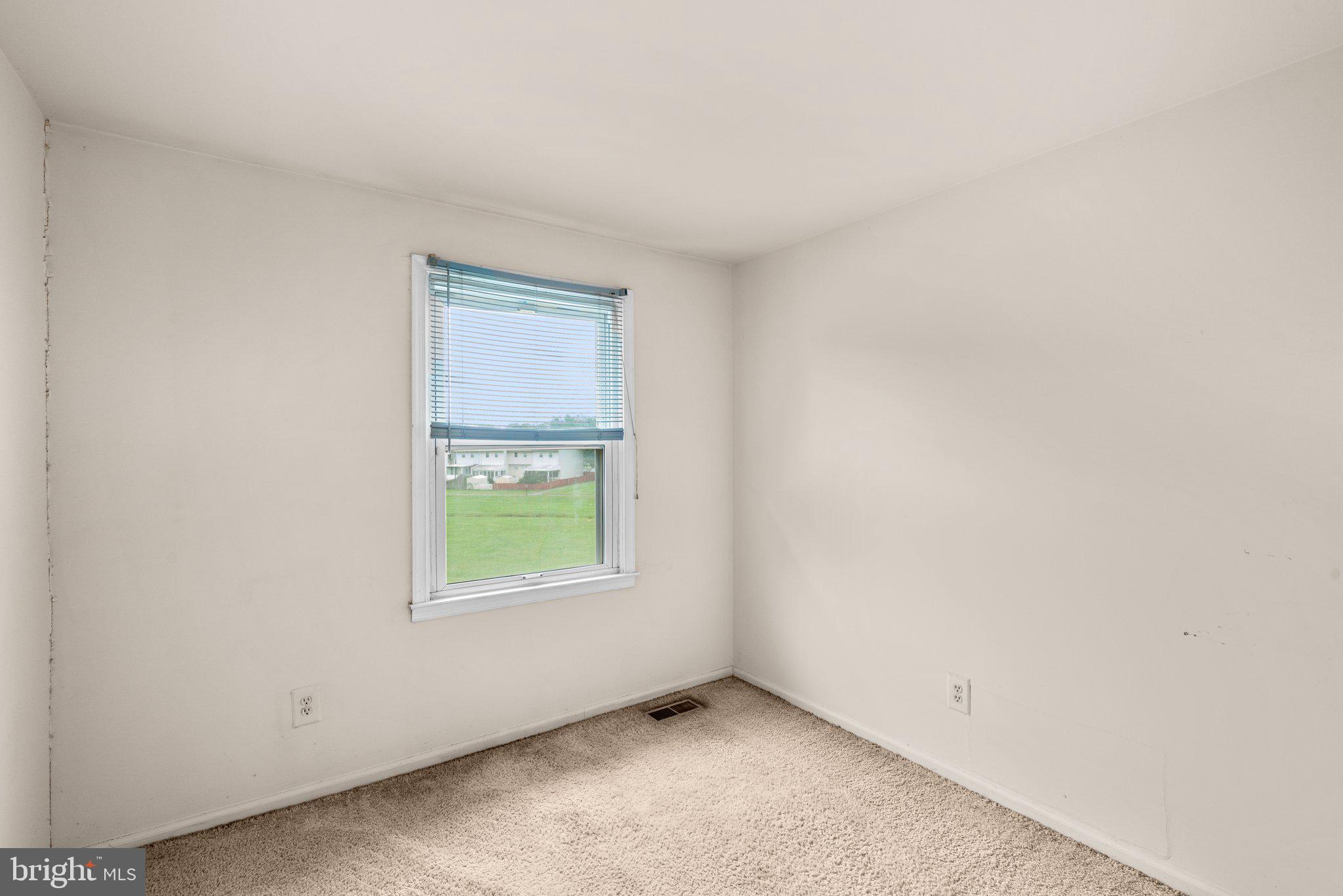 KINGS COURT - Residential