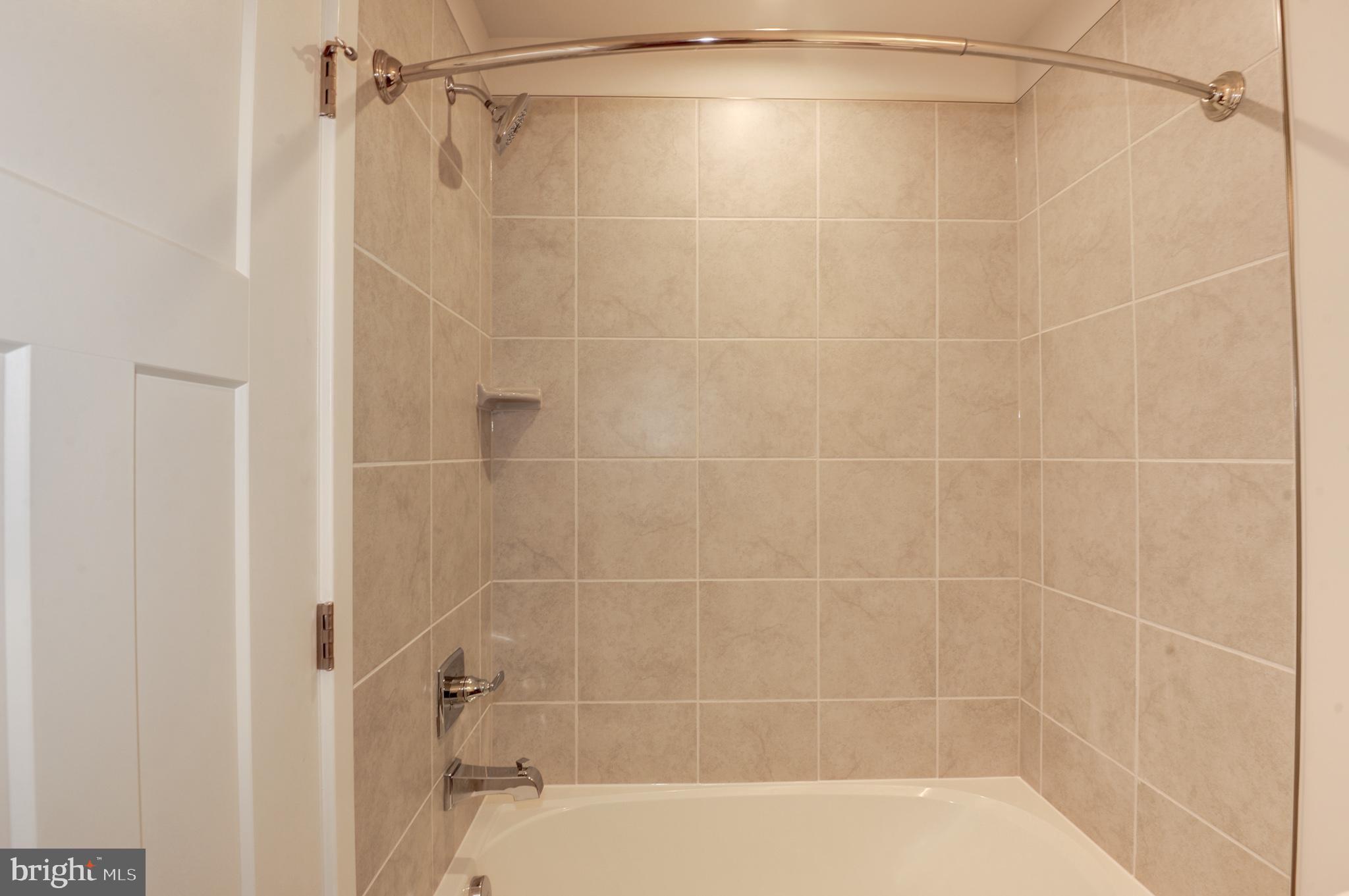 FOSTER'S GLEN - Residential Lease