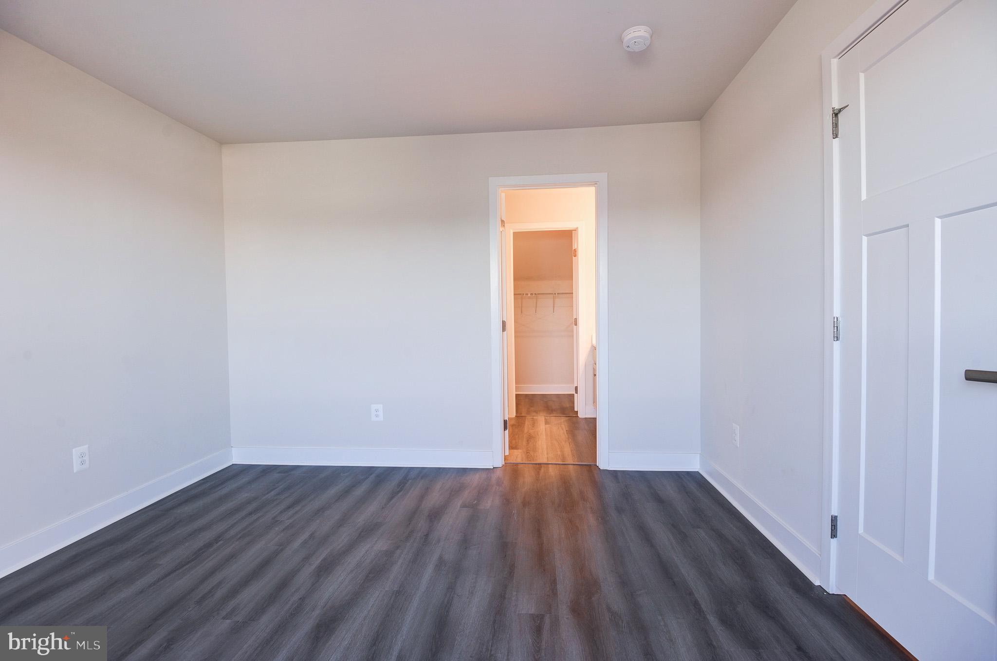 FOSTER'S GLEN - Residential Lease