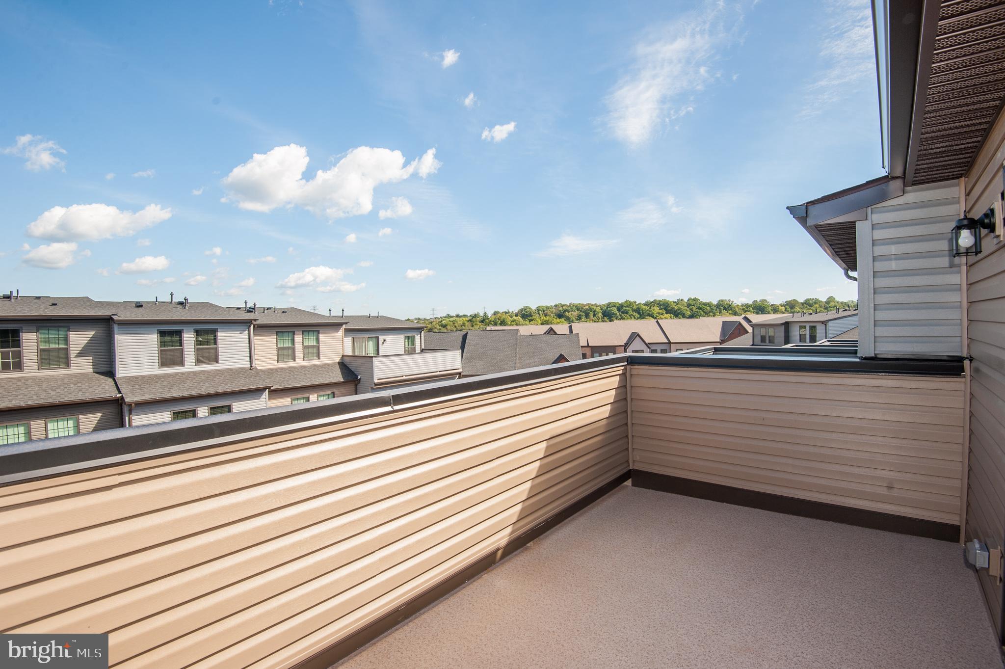 FOSTER'S GLEN - Residential Lease