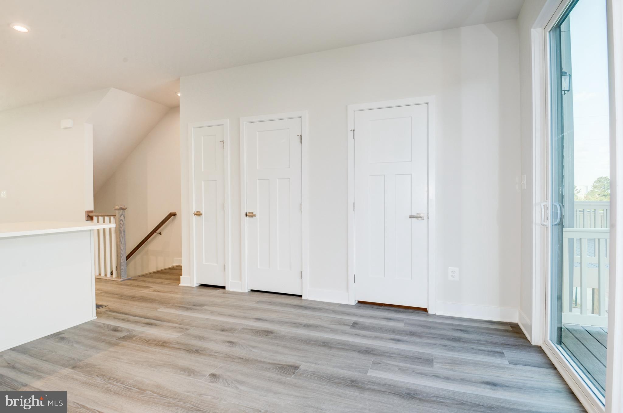 FOSTER'S GLEN - Residential Lease