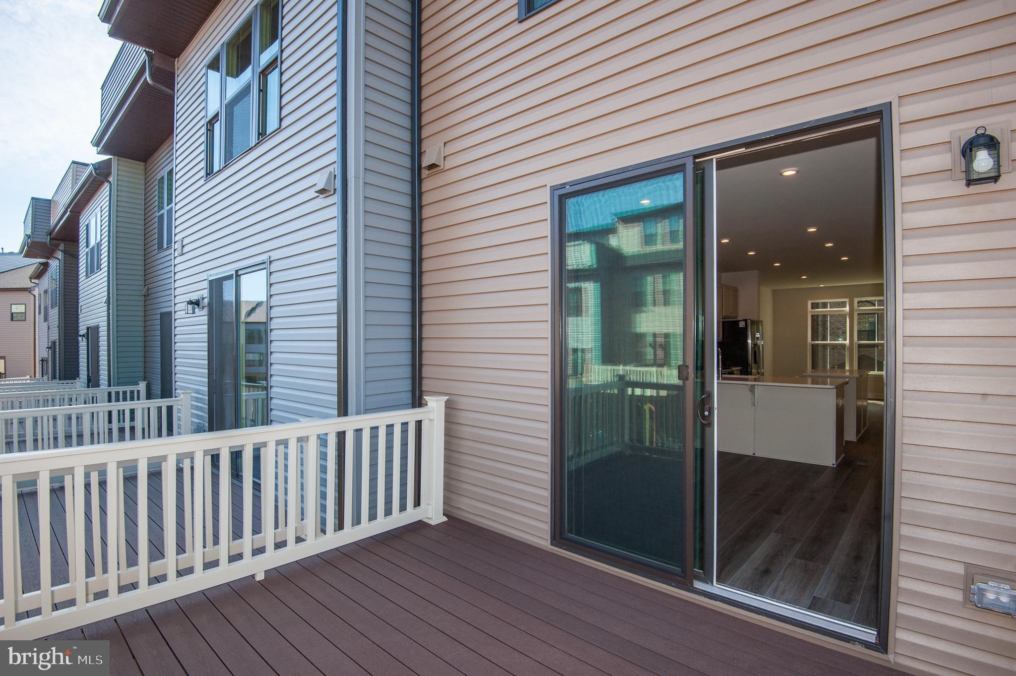 FOSTER'S GLEN - Residential Lease