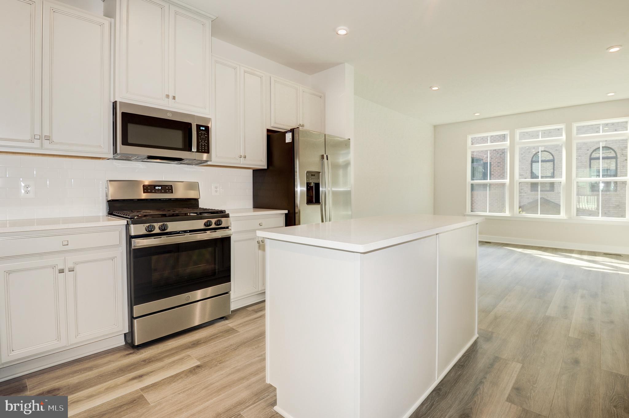 FOSTER'S GLEN - Residential Lease