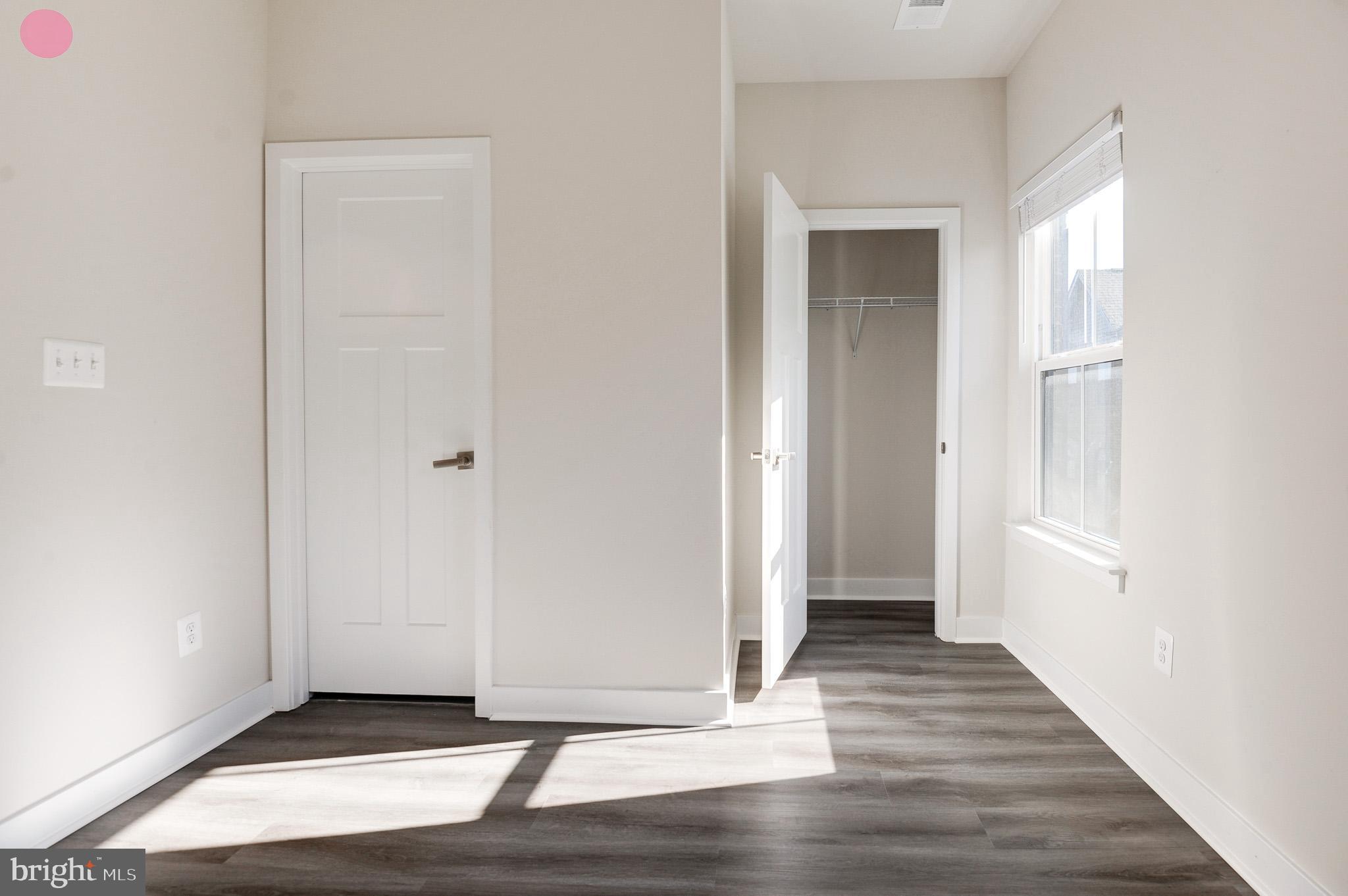 FOSTER'S GLEN - Residential Lease