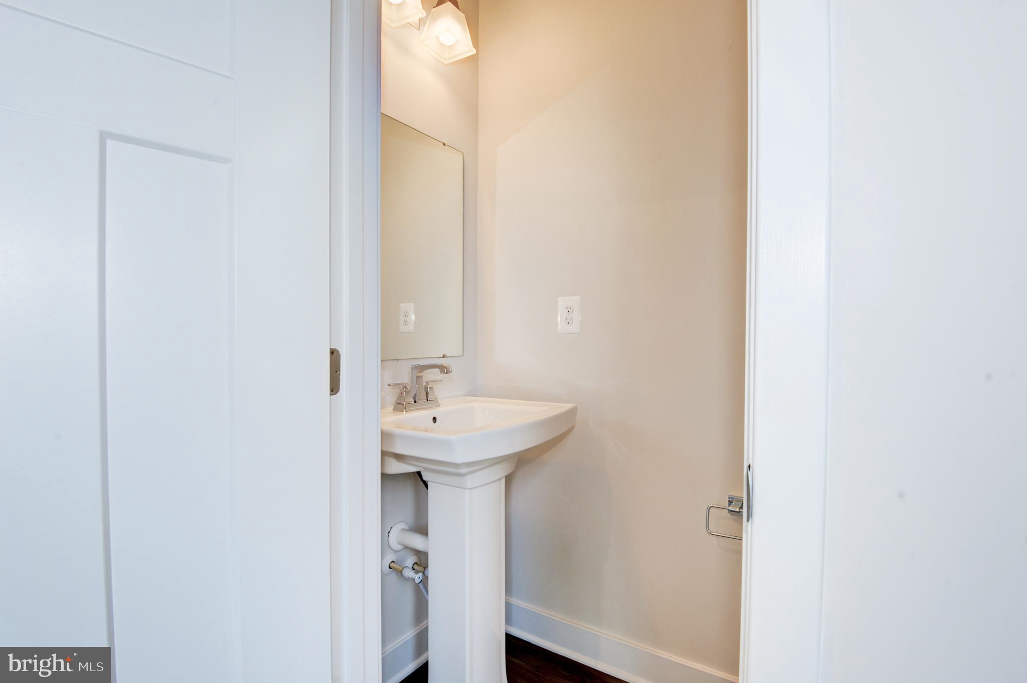 FOSTER'S GLEN - Residential Lease