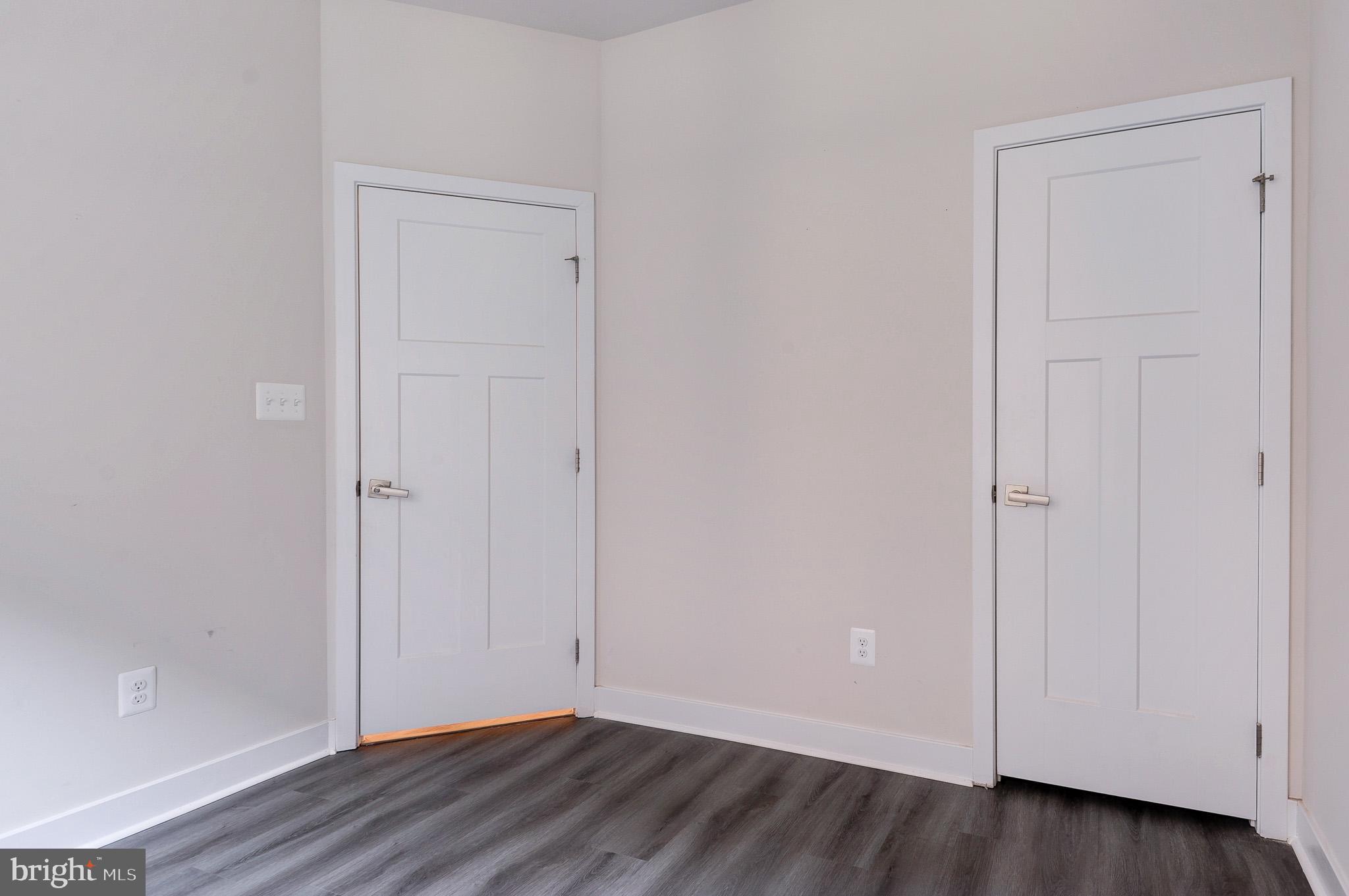 FOSTER'S GLEN - Residential Lease